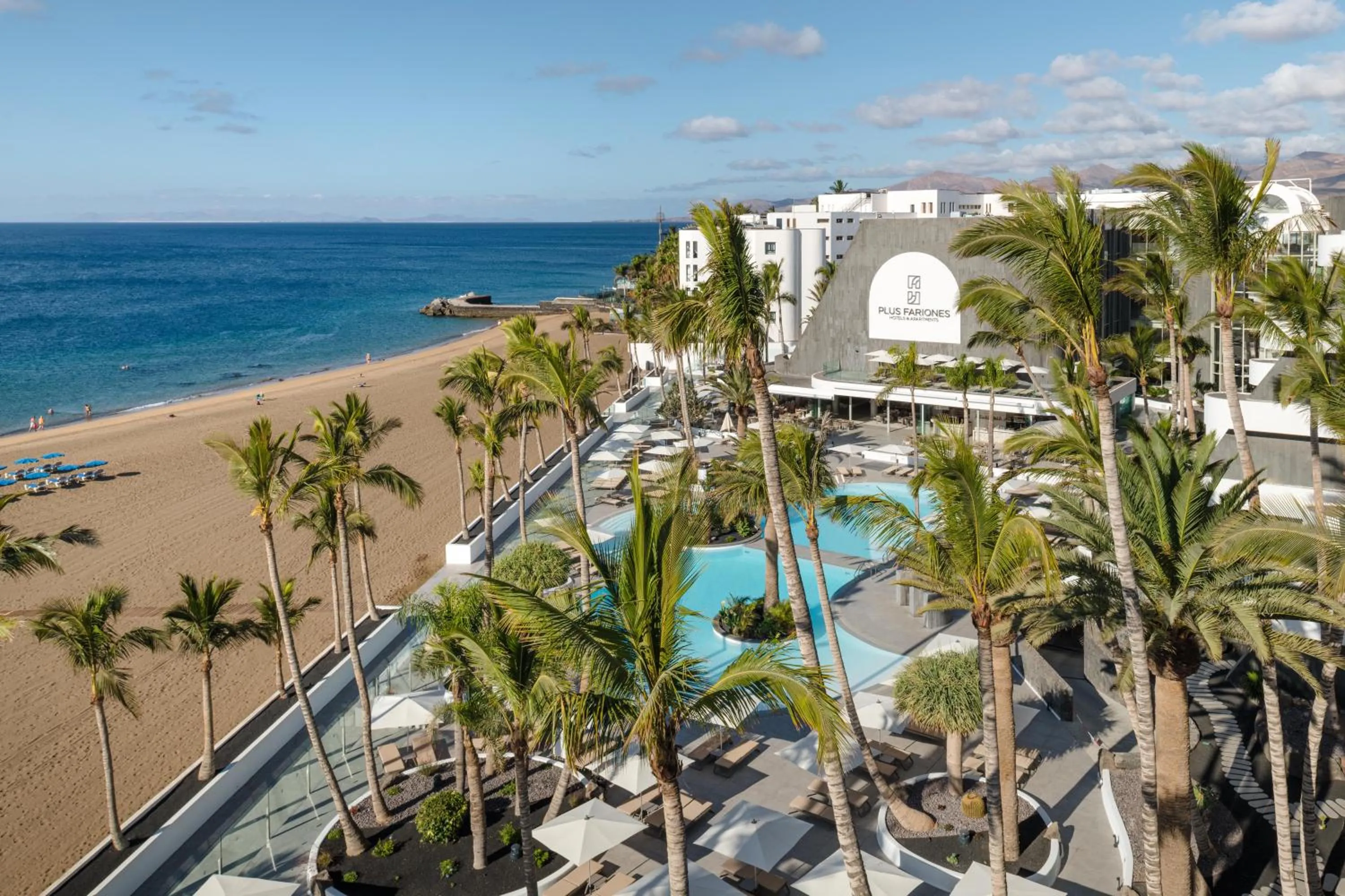 Swimming pool in Plus Fariones Suite Hotel