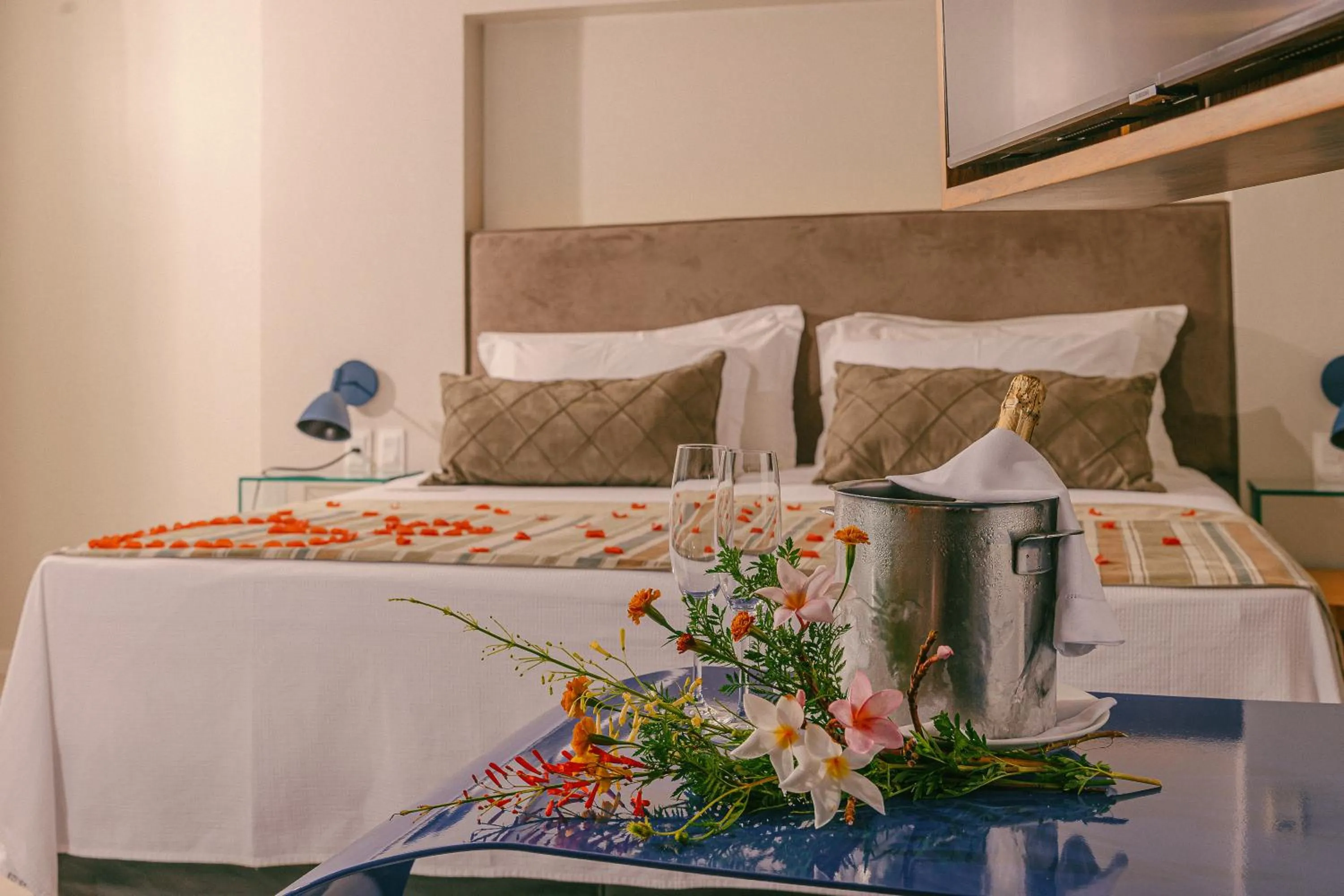 Bedroom, Bed in Verdegreen Hotel