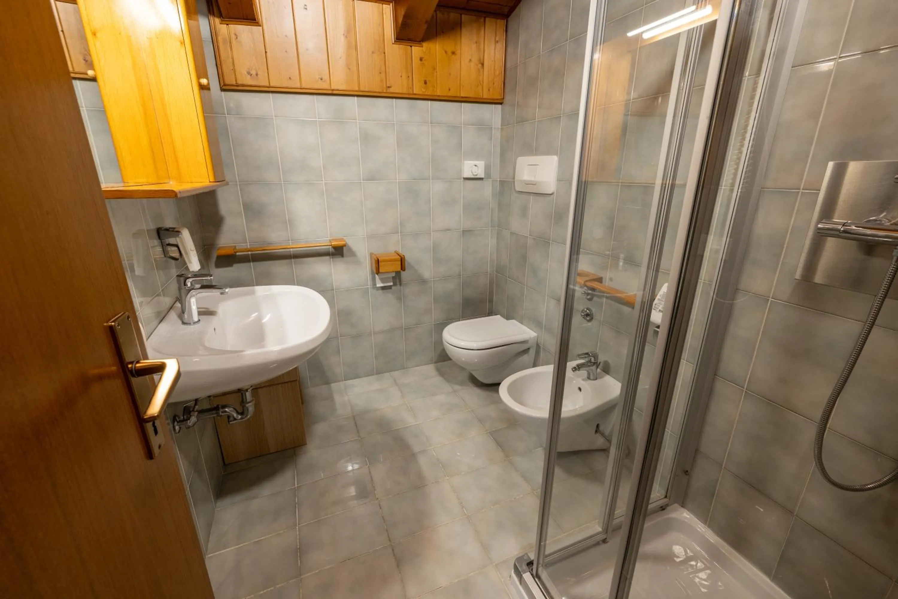 Shower in Hotel Villaggio Nevada