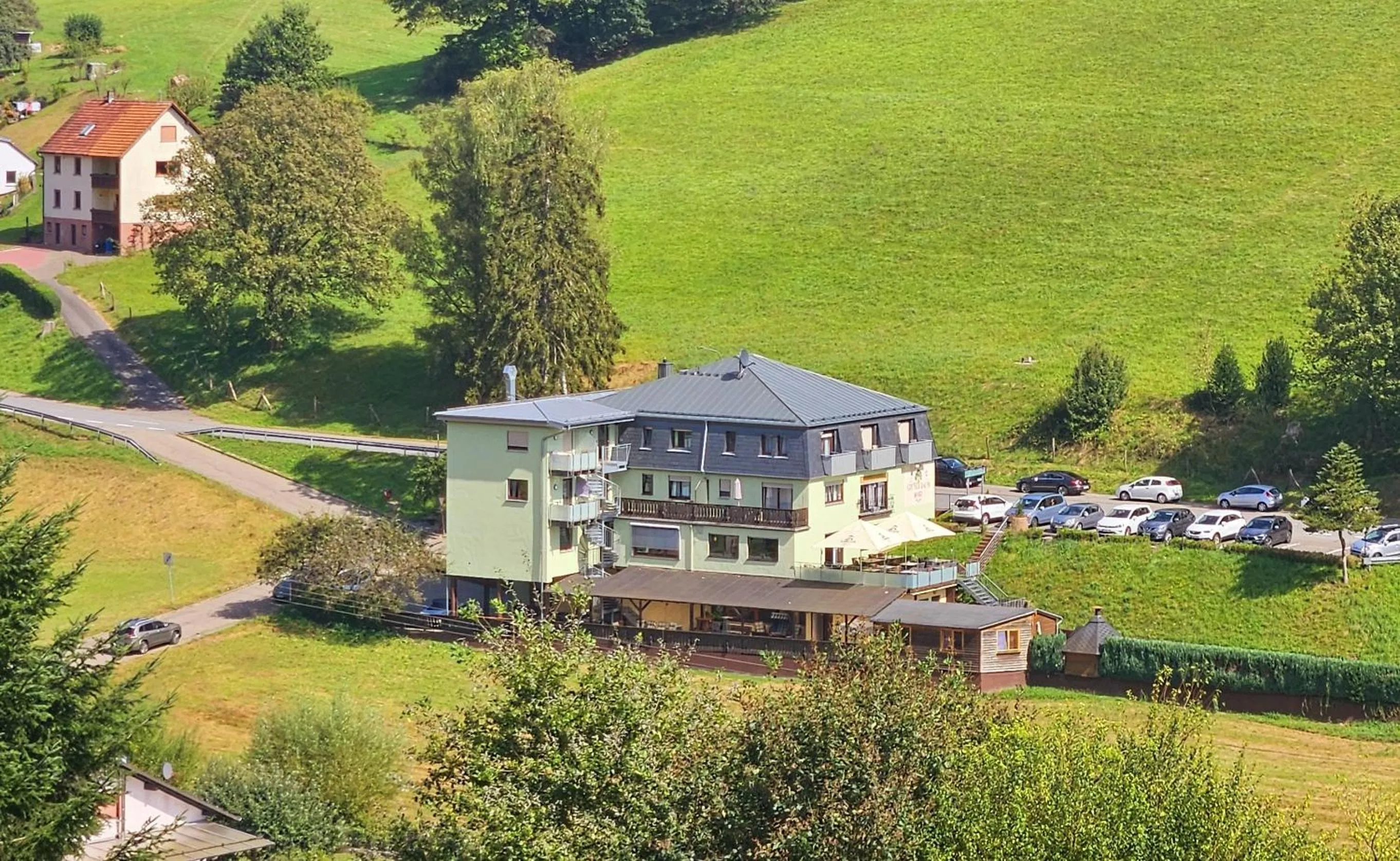 Property building in Hotel Grüner Baum mit Restaurant & Wellness