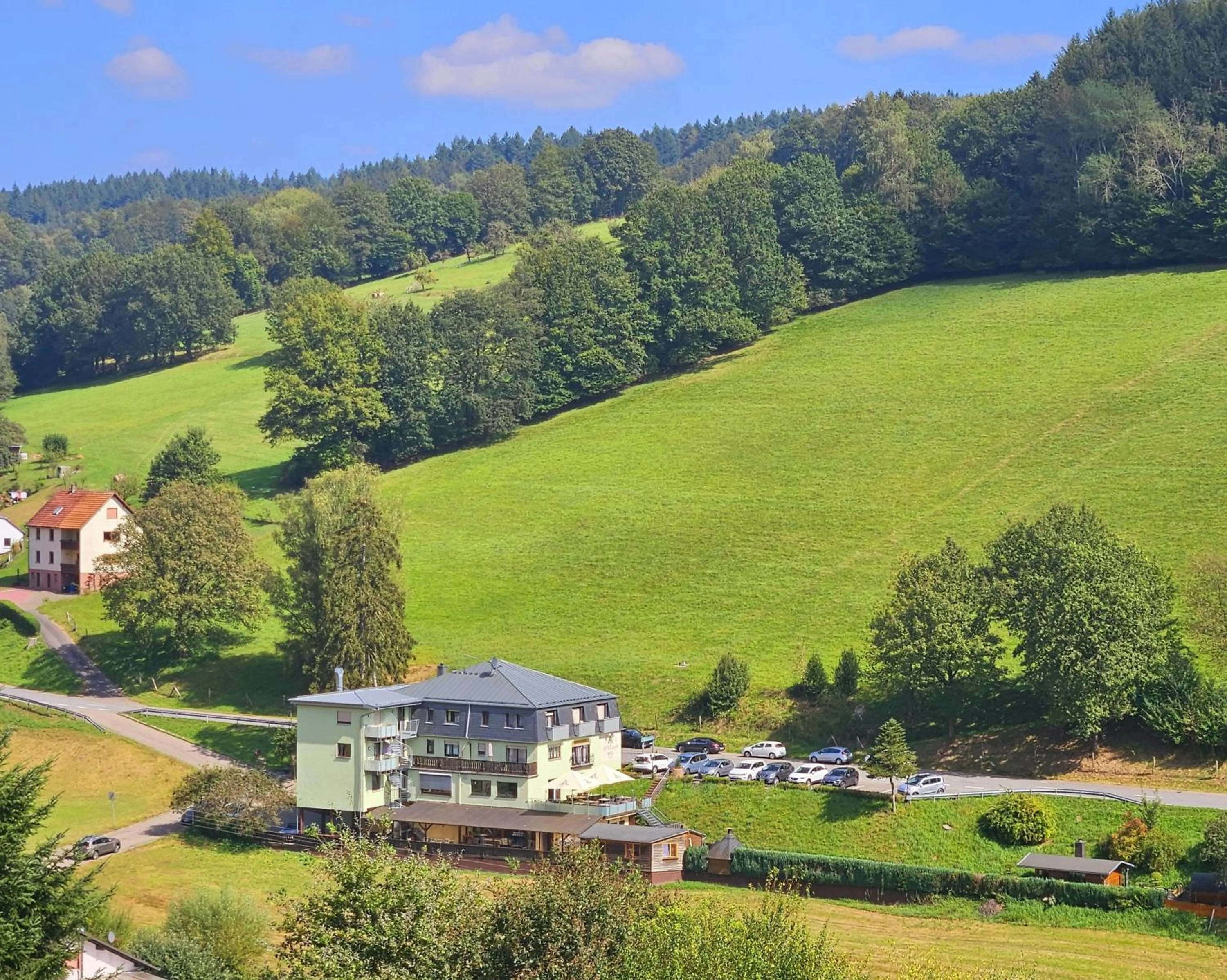 Property building in Hotel Grüner Baum mit Restaurant & Wellness