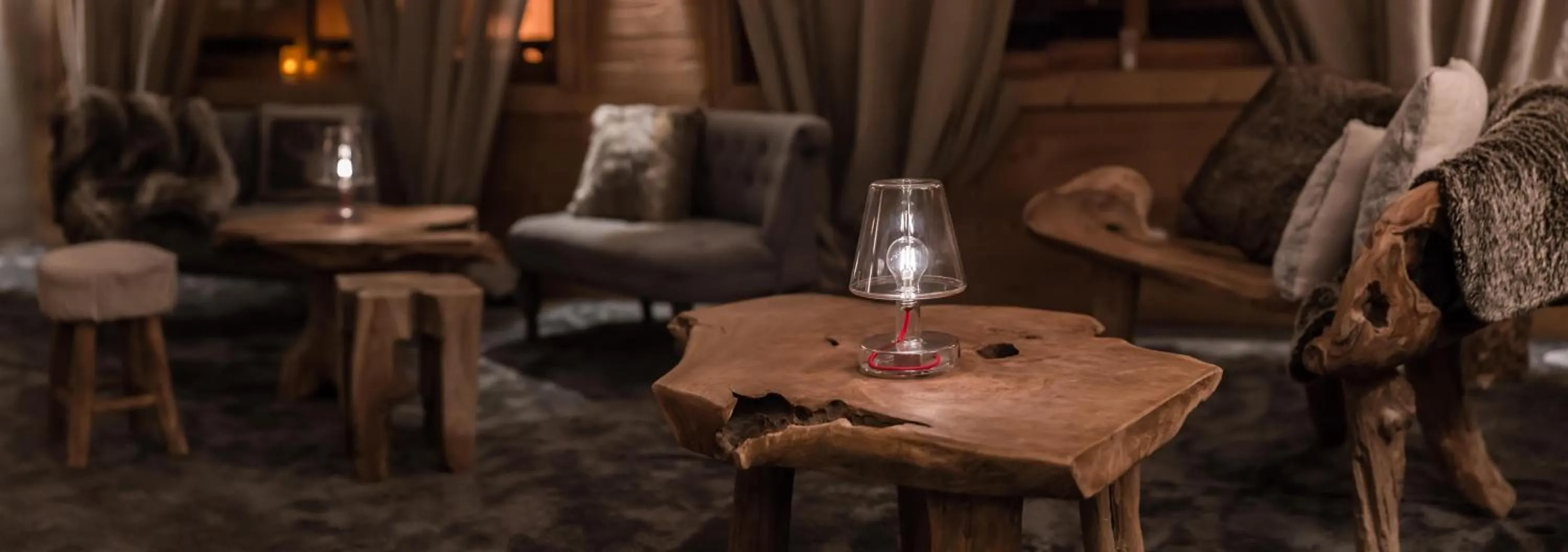 Communal lounge/ TV room in Hotel Les Flocons