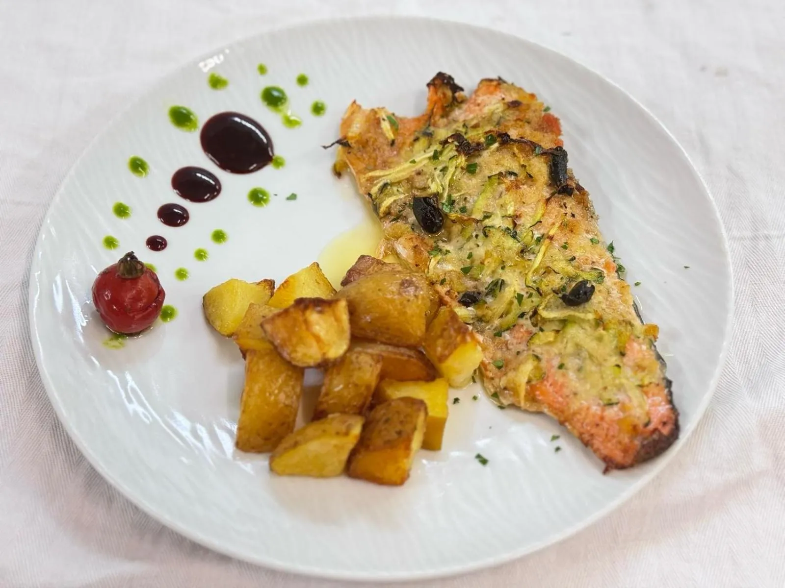 Restaurant/places to eat in Hotel Delle More