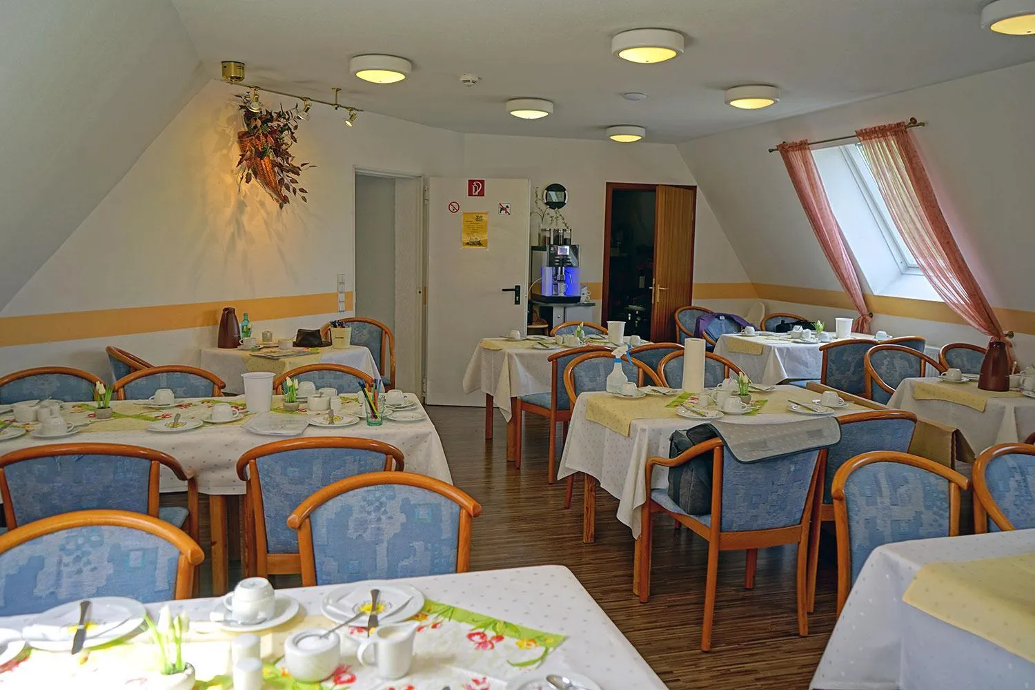 Dining area in City Hotel Mark Michelstadt