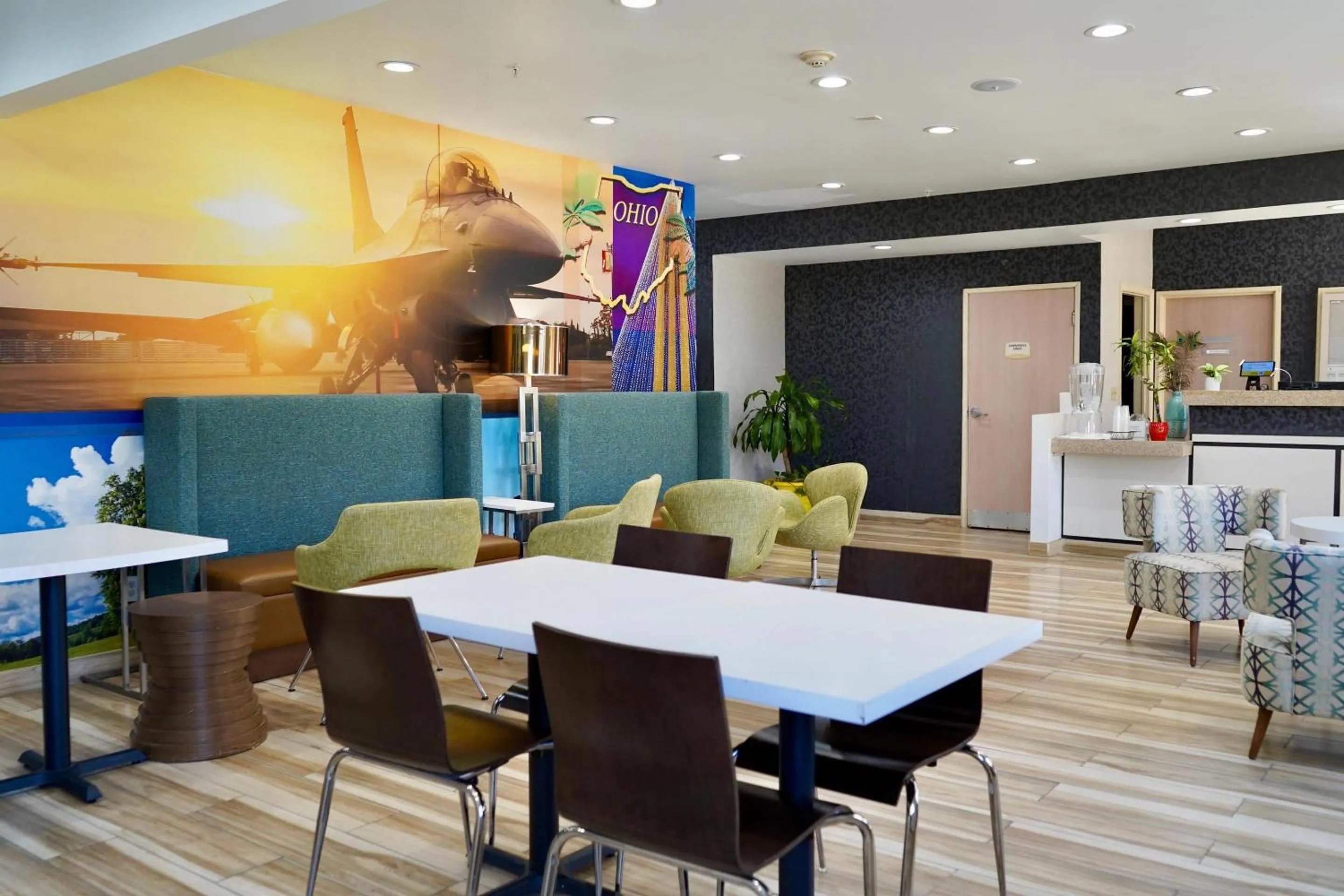 Lobby or reception in Clarion Inn Fairborn - Dayton near Wright Patterson