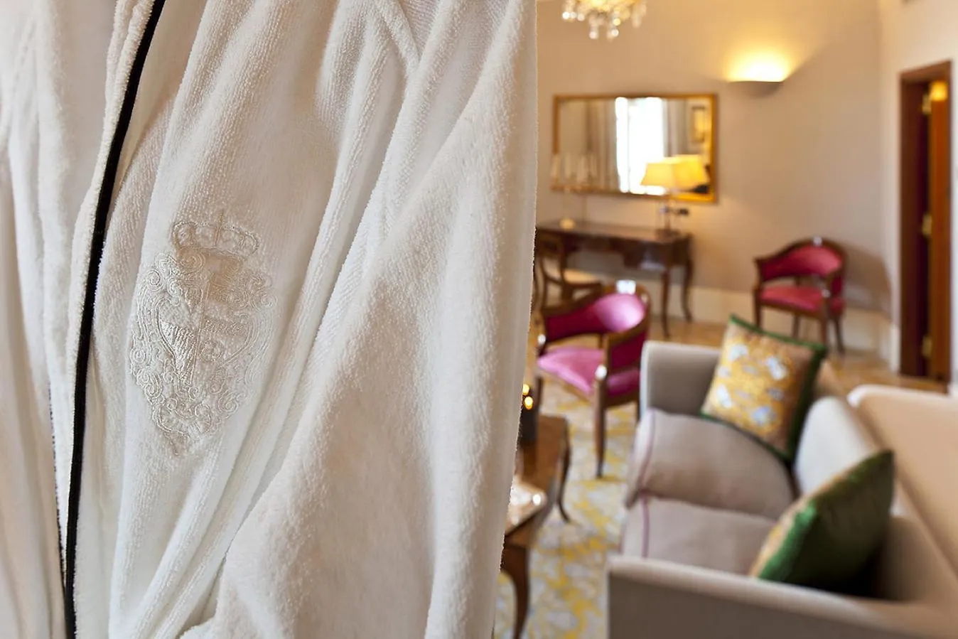 Decorative detail in Regina Isabella-Resort Spa Restaurant