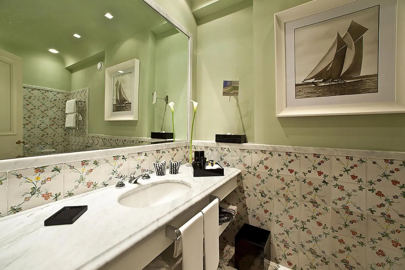 Bathroom in Regina Isabella-Resort Spa Restaurant