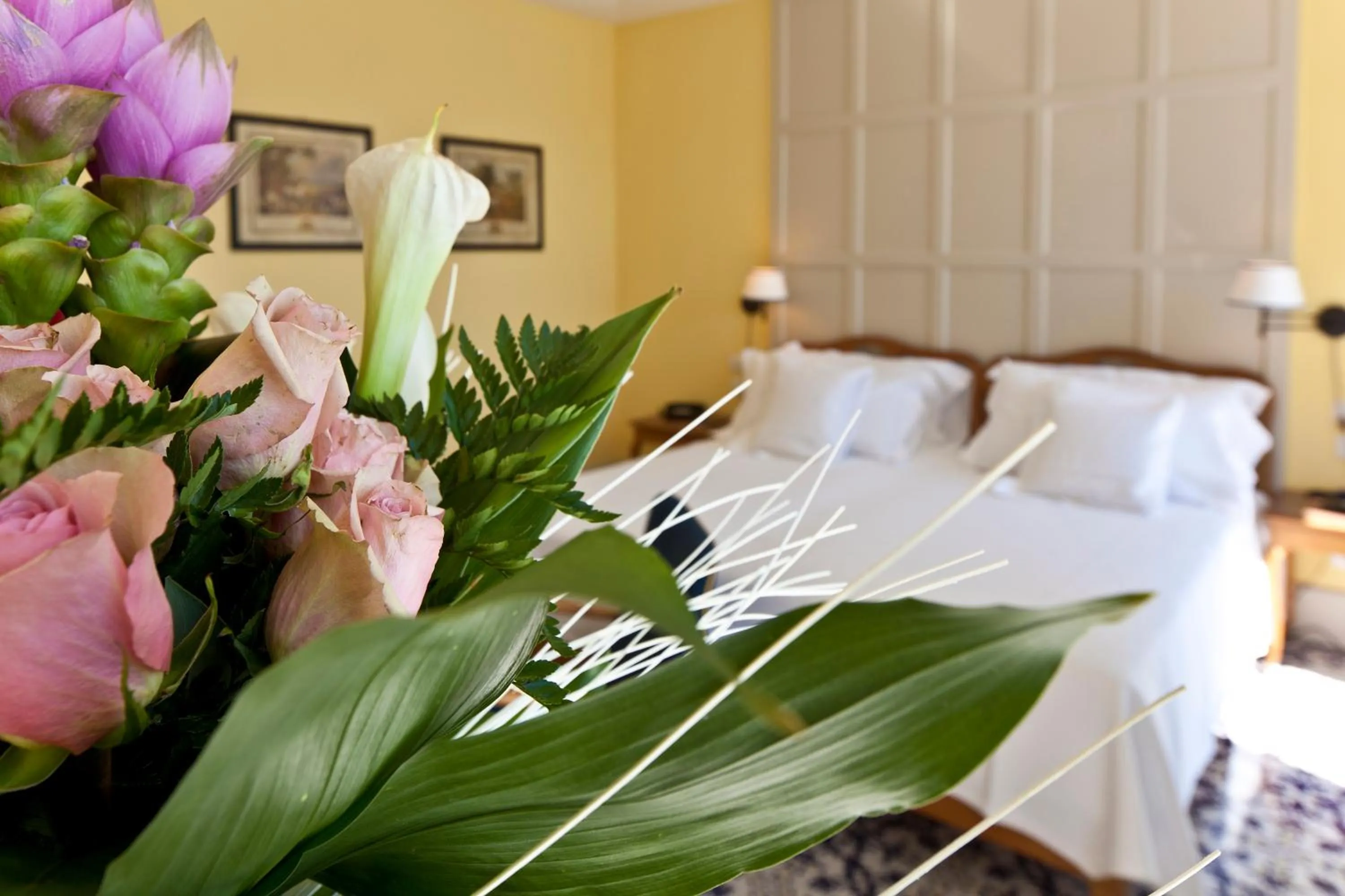 Decorative detail, Bed in Regina Isabella-Resort Spa Restaurant