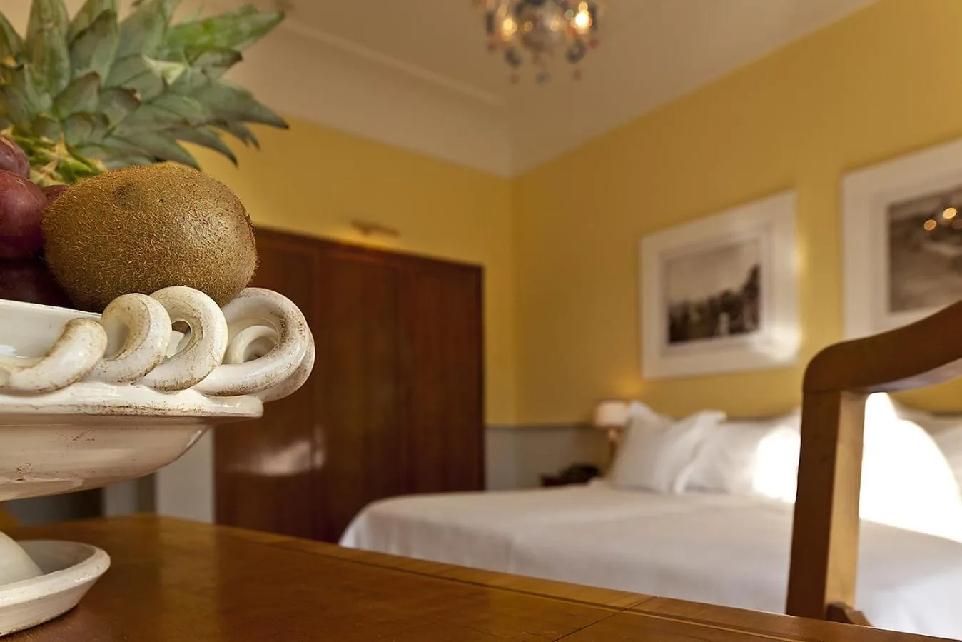 Bed in Regina Isabella-Resort Spa Restaurant