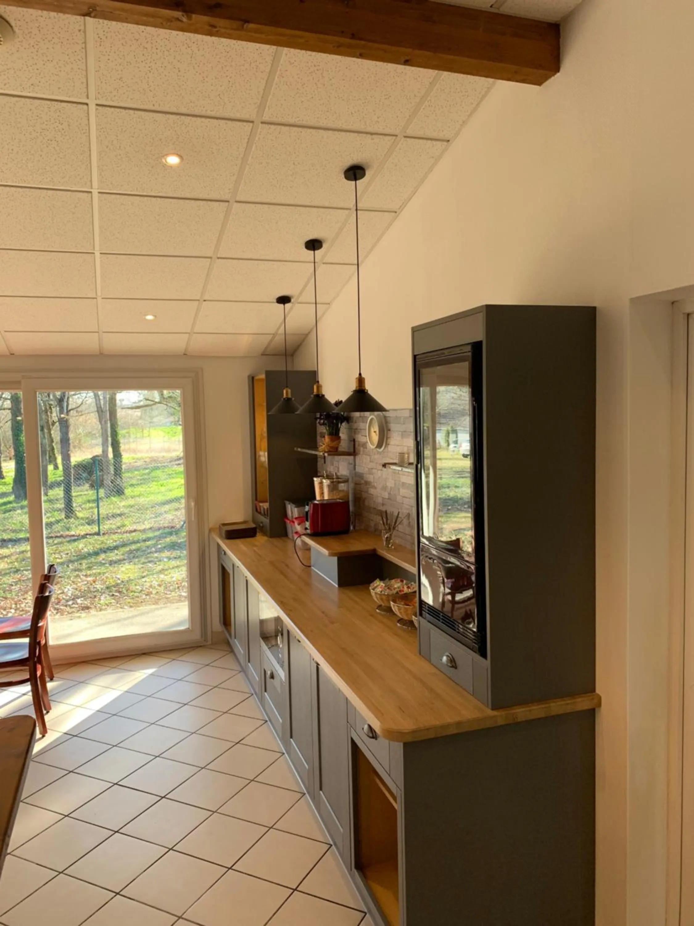 Buffet breakfast in Mape hôtel