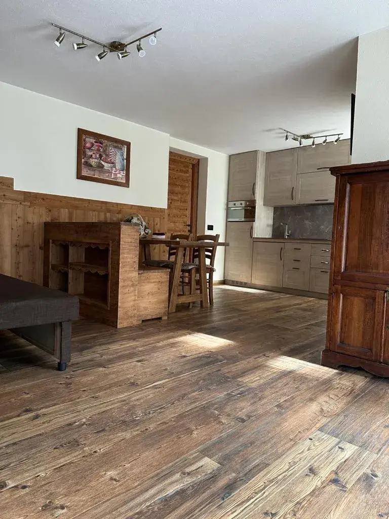 Two-Bedroom Apartment in Hotel Relais Des Glaciers - Adults Only Two-Bedroom Apartment in Hotel Relais Des Glaciers - Adults Only