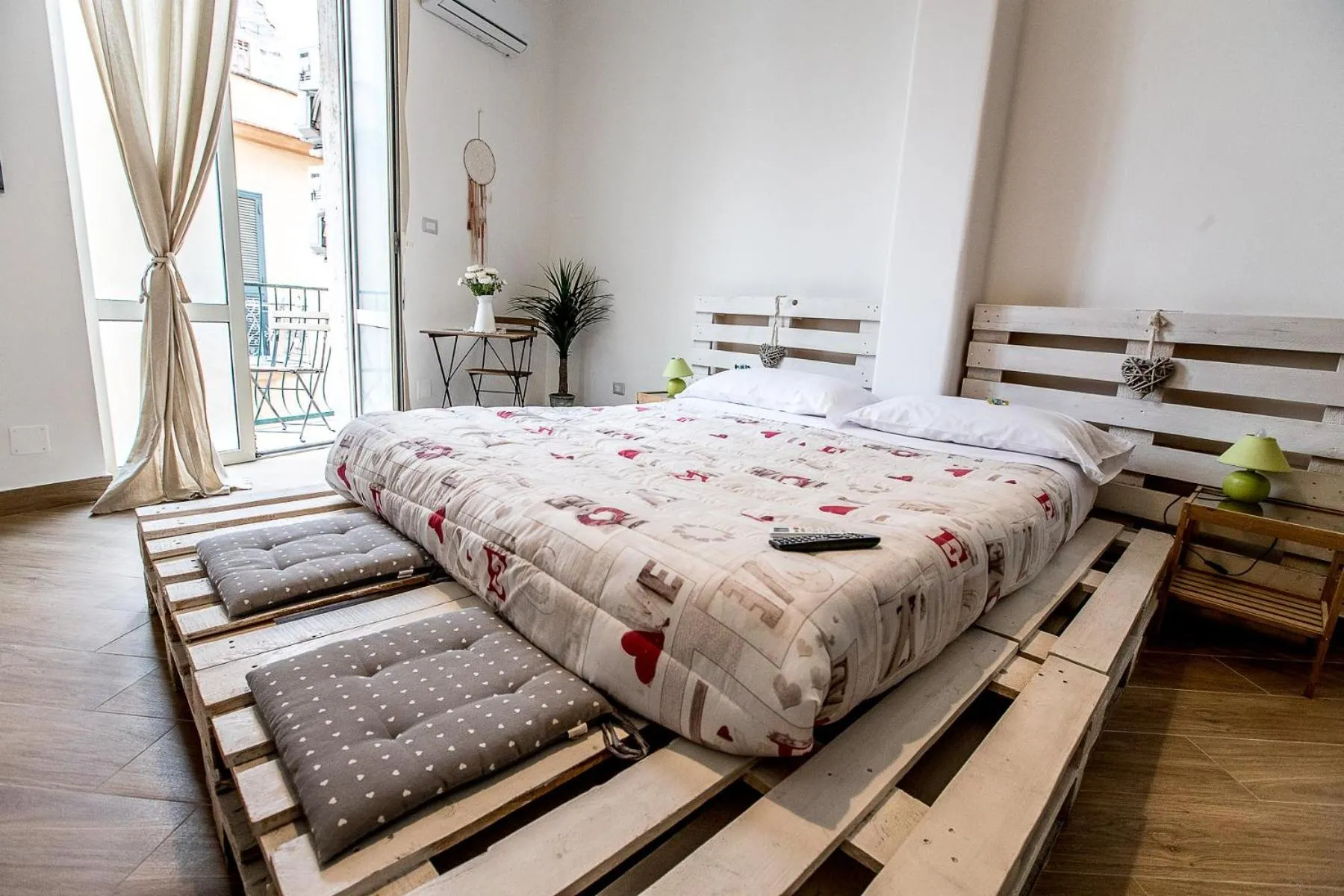 Photo of the whole room, Bed in Le Mura Antiche