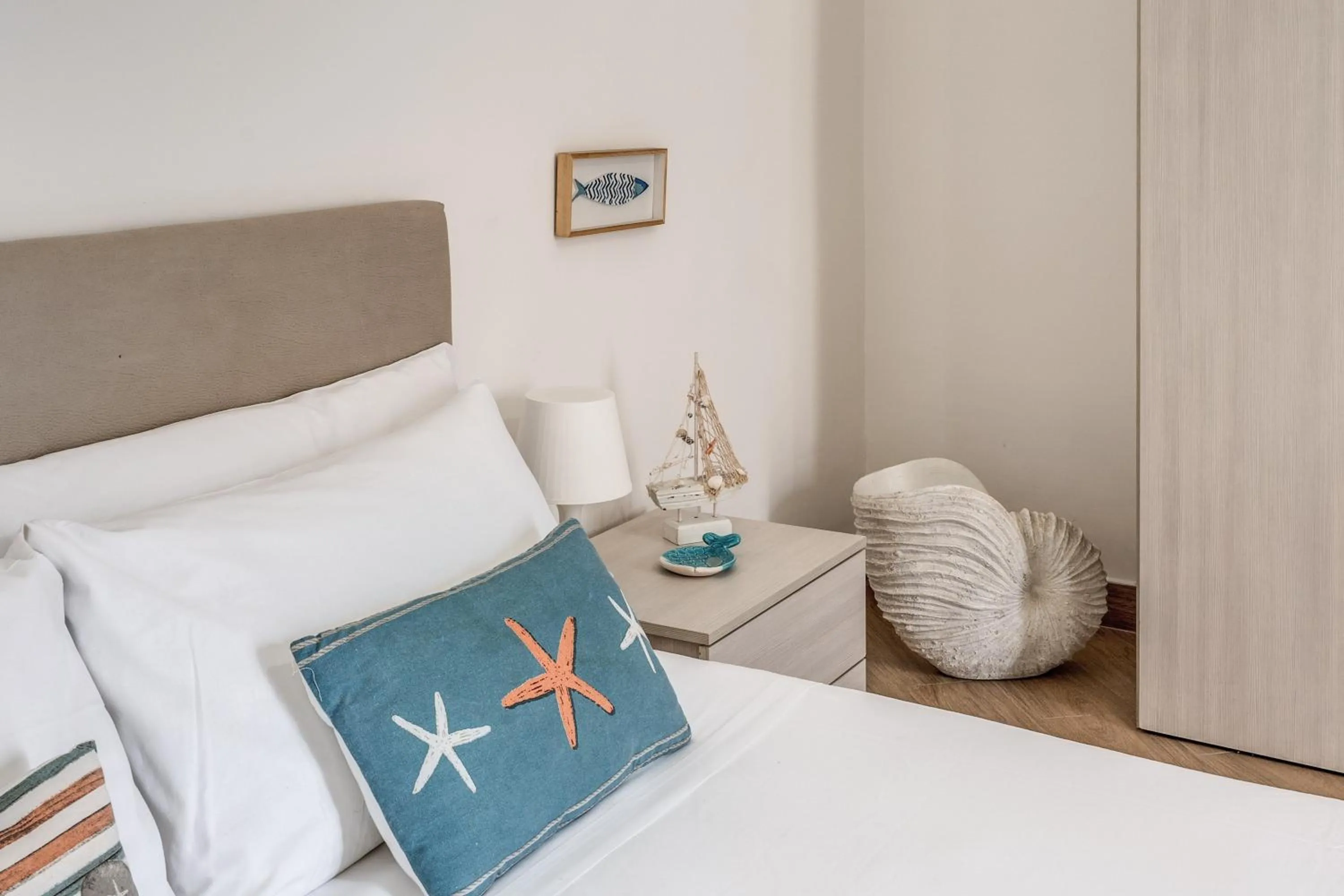 Decorative detail, Bed in Le Mura Antiche