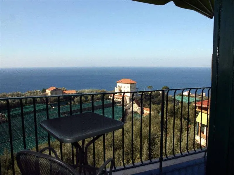 Hotel Villa Pina Antico Francischiello