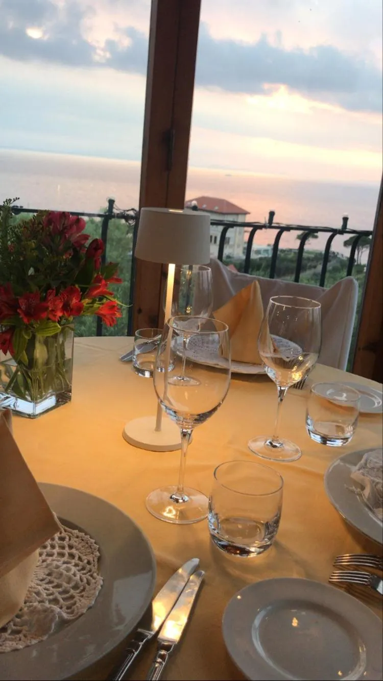 Restaurant/places to eat in Hotel Villa Pina Antico Francischiello