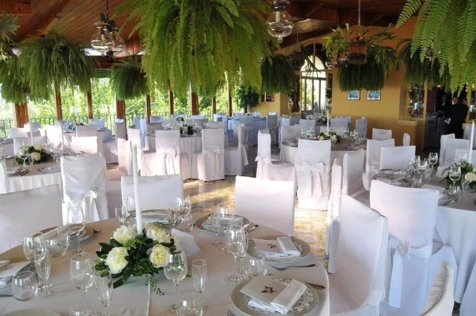 Restaurant/places to eat in Hotel Villa Pina Antico Francischiello