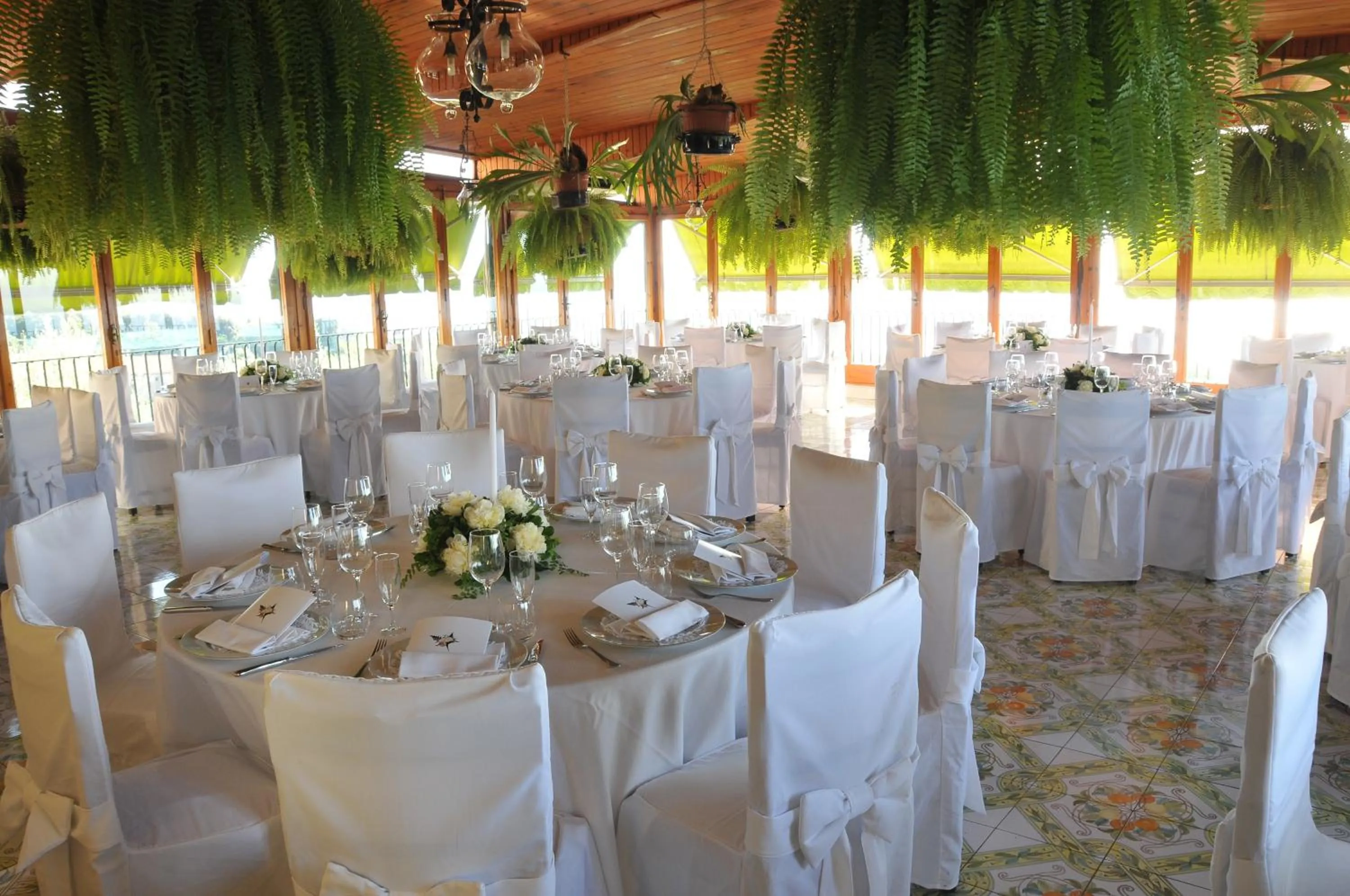 Restaurant/places to eat in Hotel Villa Pina Antico Francischiello