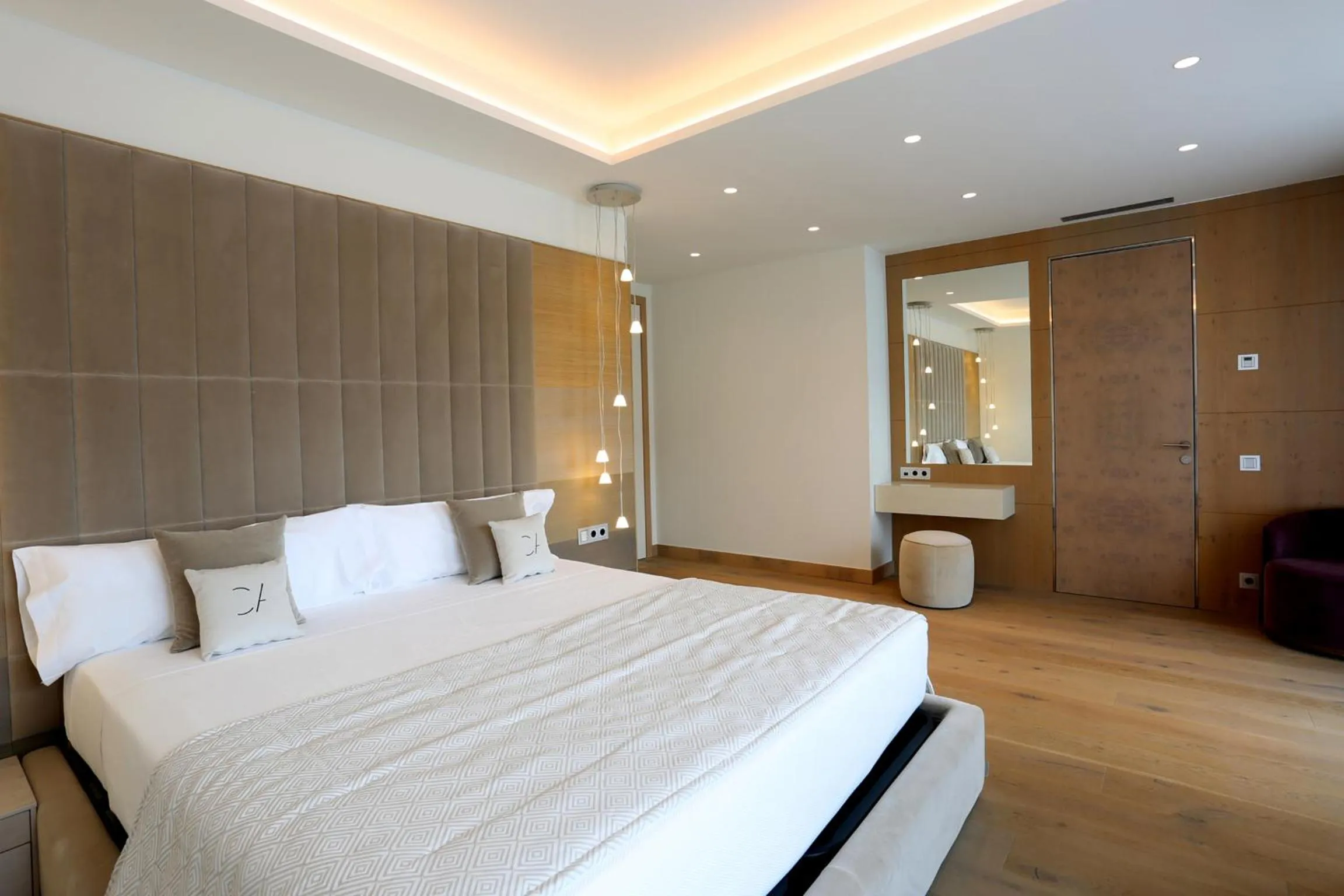 Bedroom, Bed in Cosmo Apartments Platja d'Aro