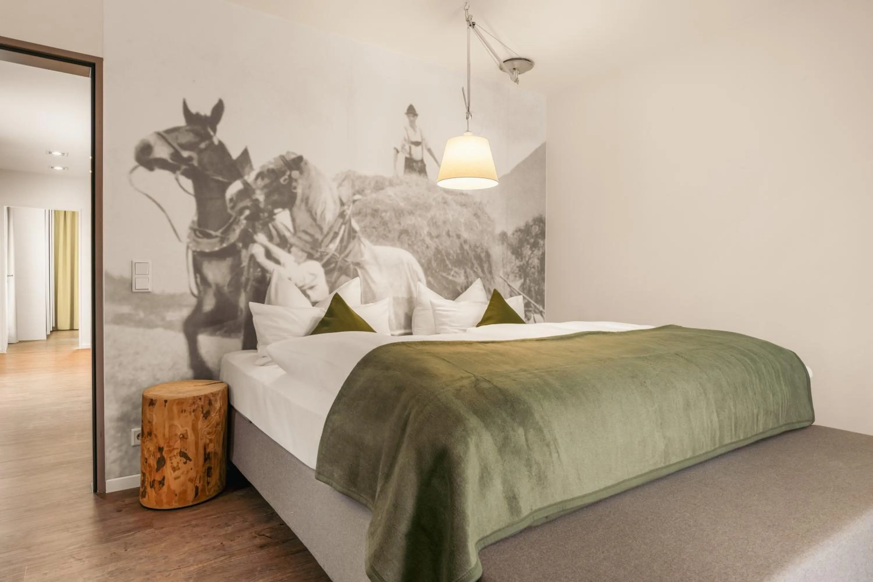 Photo of the whole room, Bed in Hotel Villa Lago