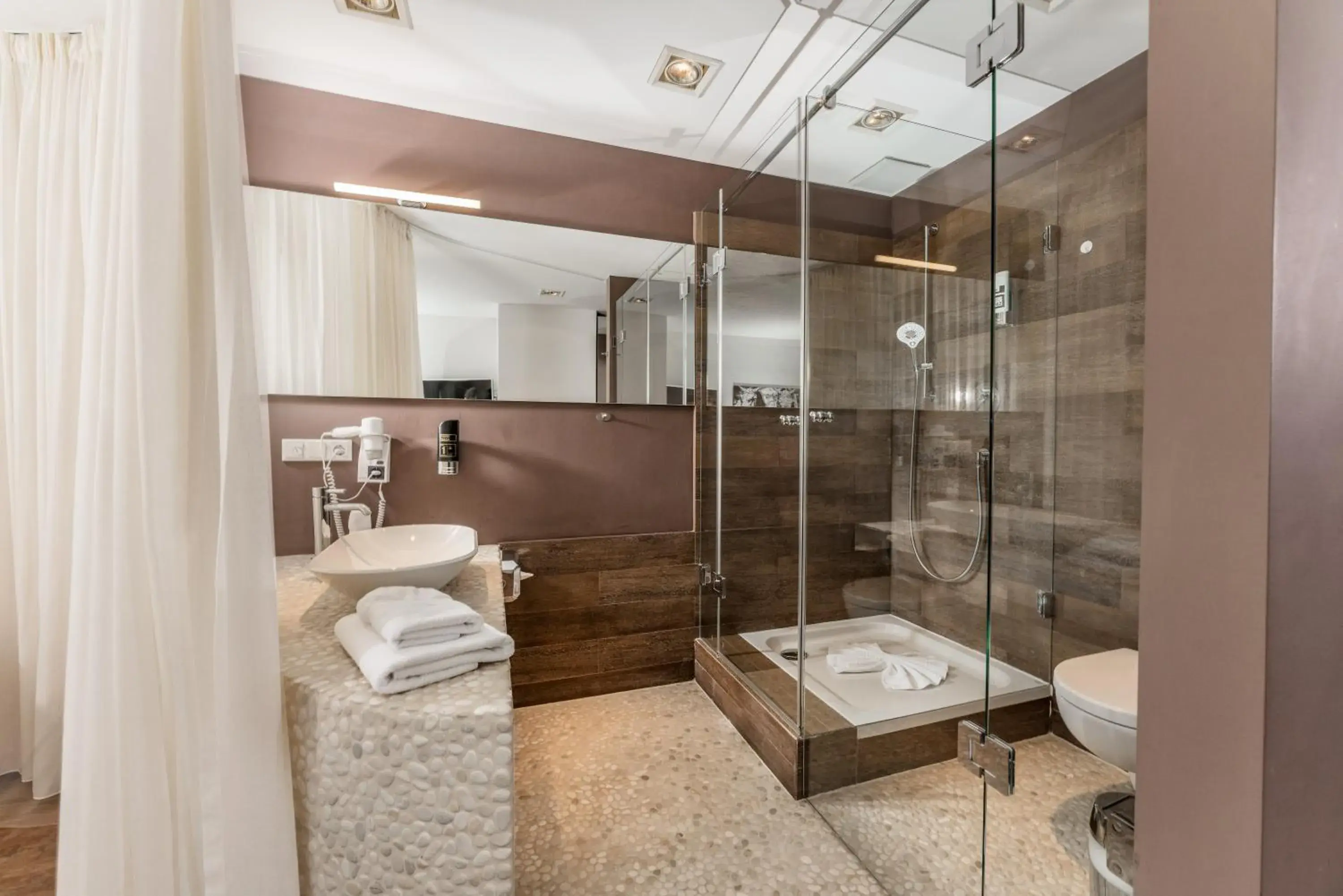 Single Room in Hotel Villa Lago Single Room in Hotel Villa Lago