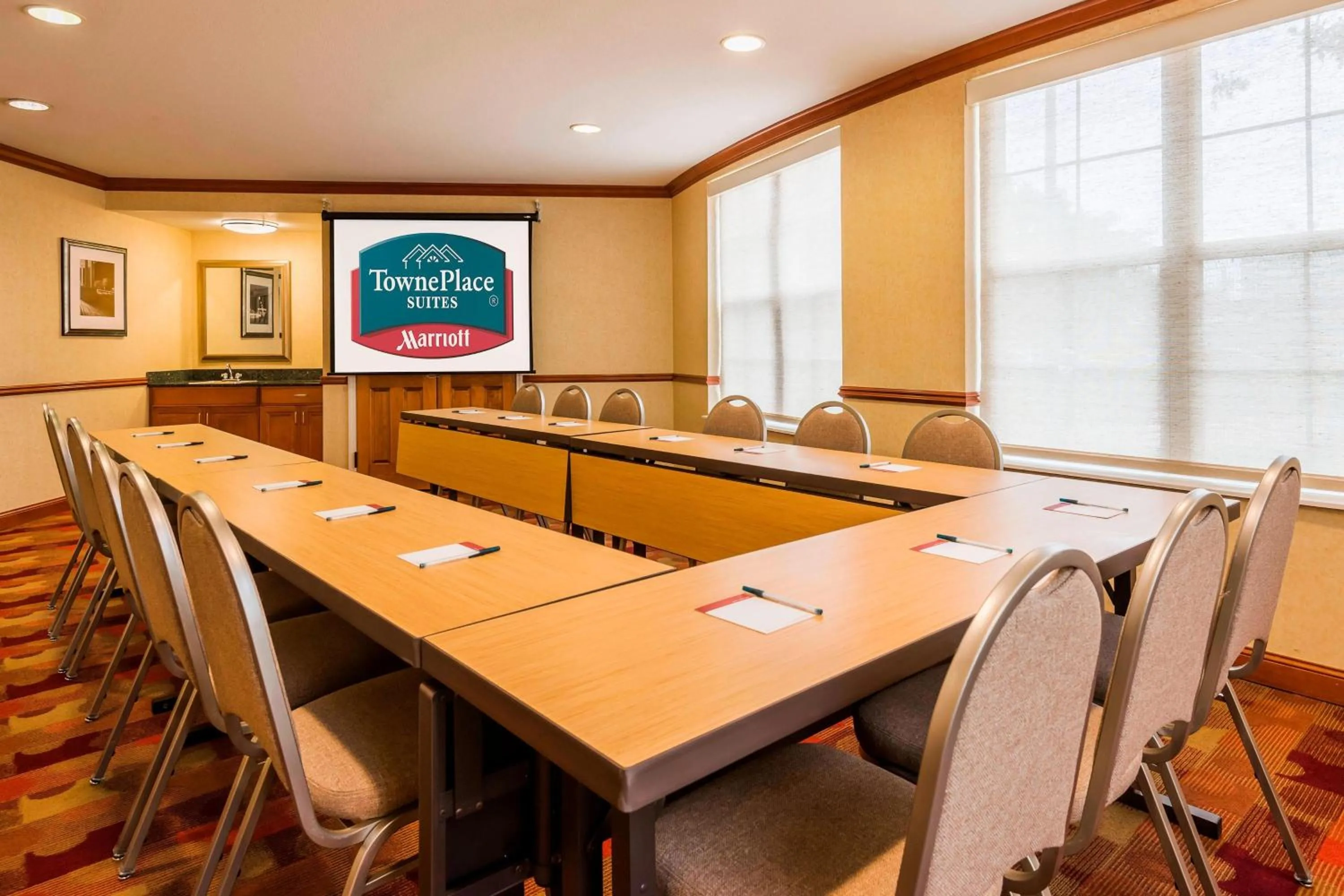 Meeting/conference room in TownePlace Suites by Marriott Springfield