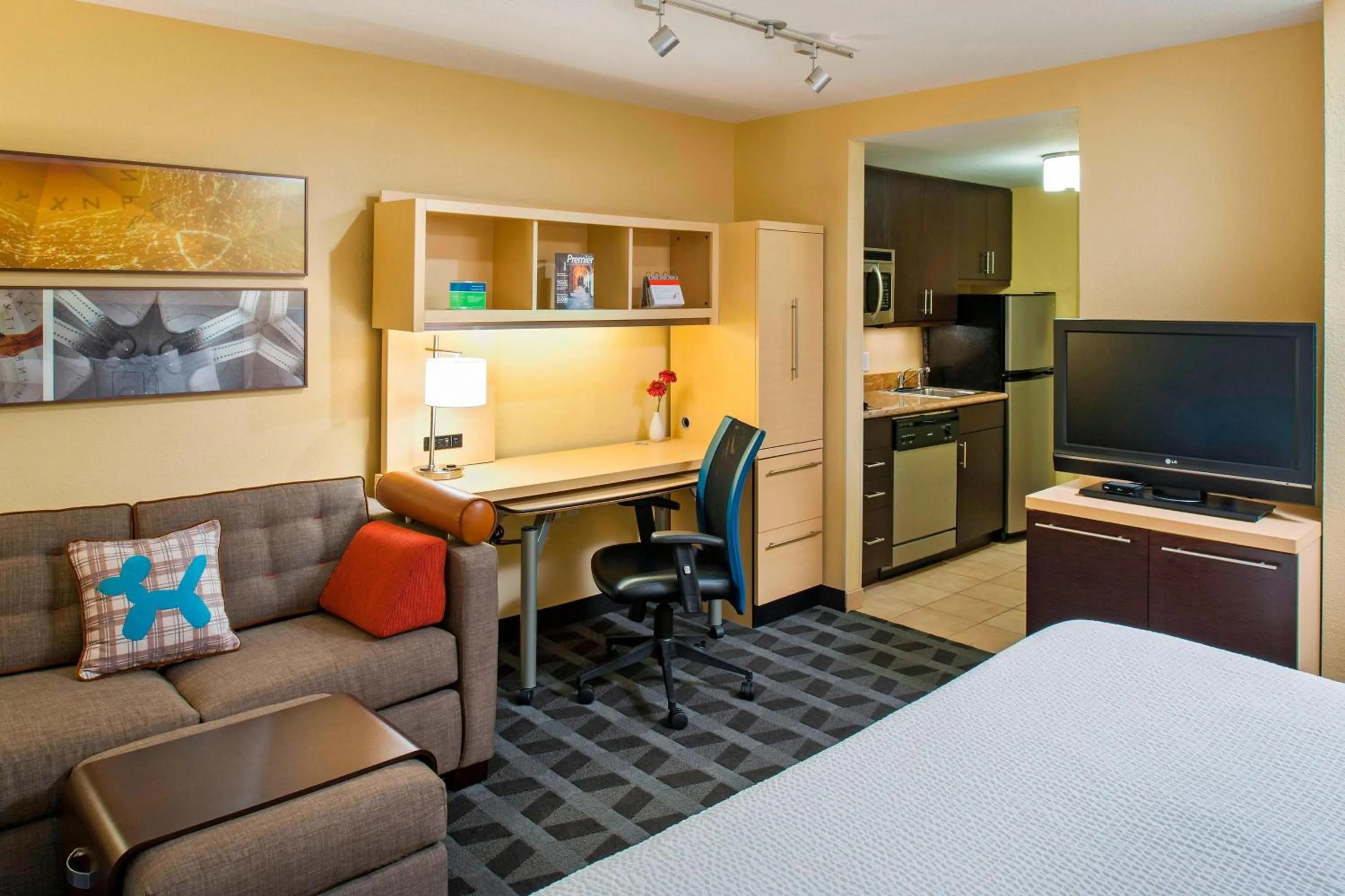Bedroom, Bed in TownePlace Suites by Marriott Bethlehem Easton/Lehigh Valley