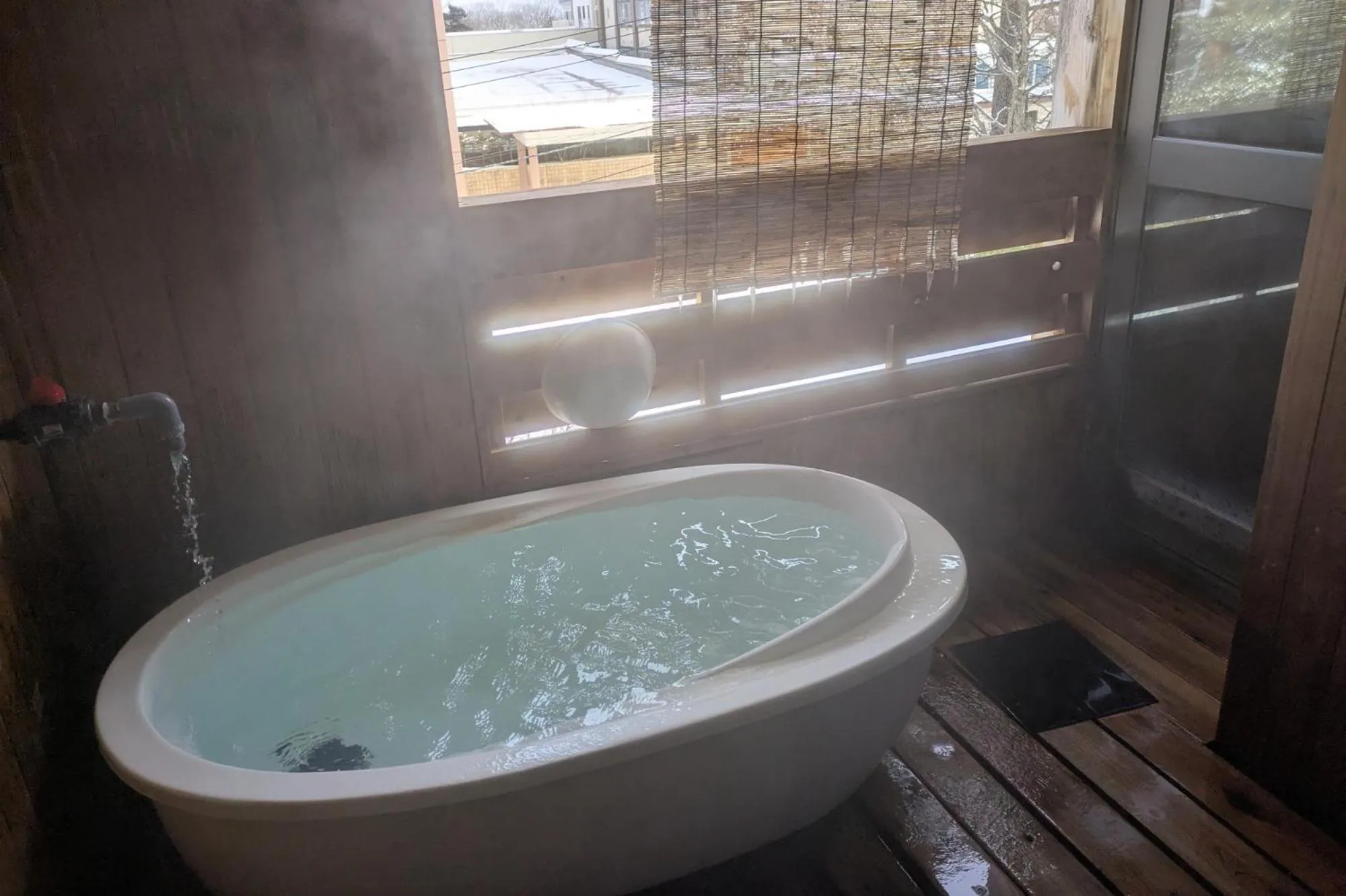 Hot Spring Bath in Kusatsu Onsen Eidaya