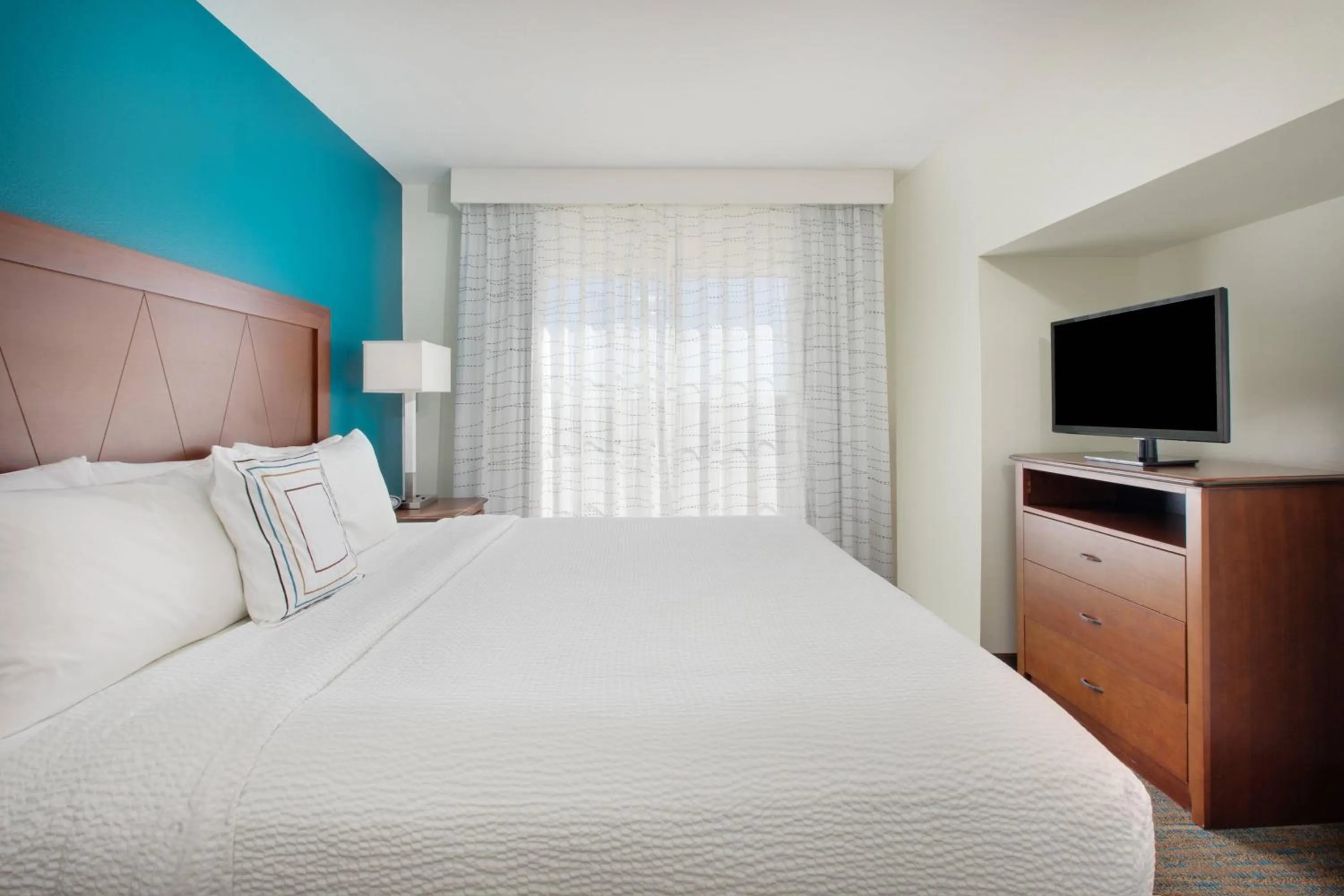 Bedroom, Bed in Residence Inn Midland