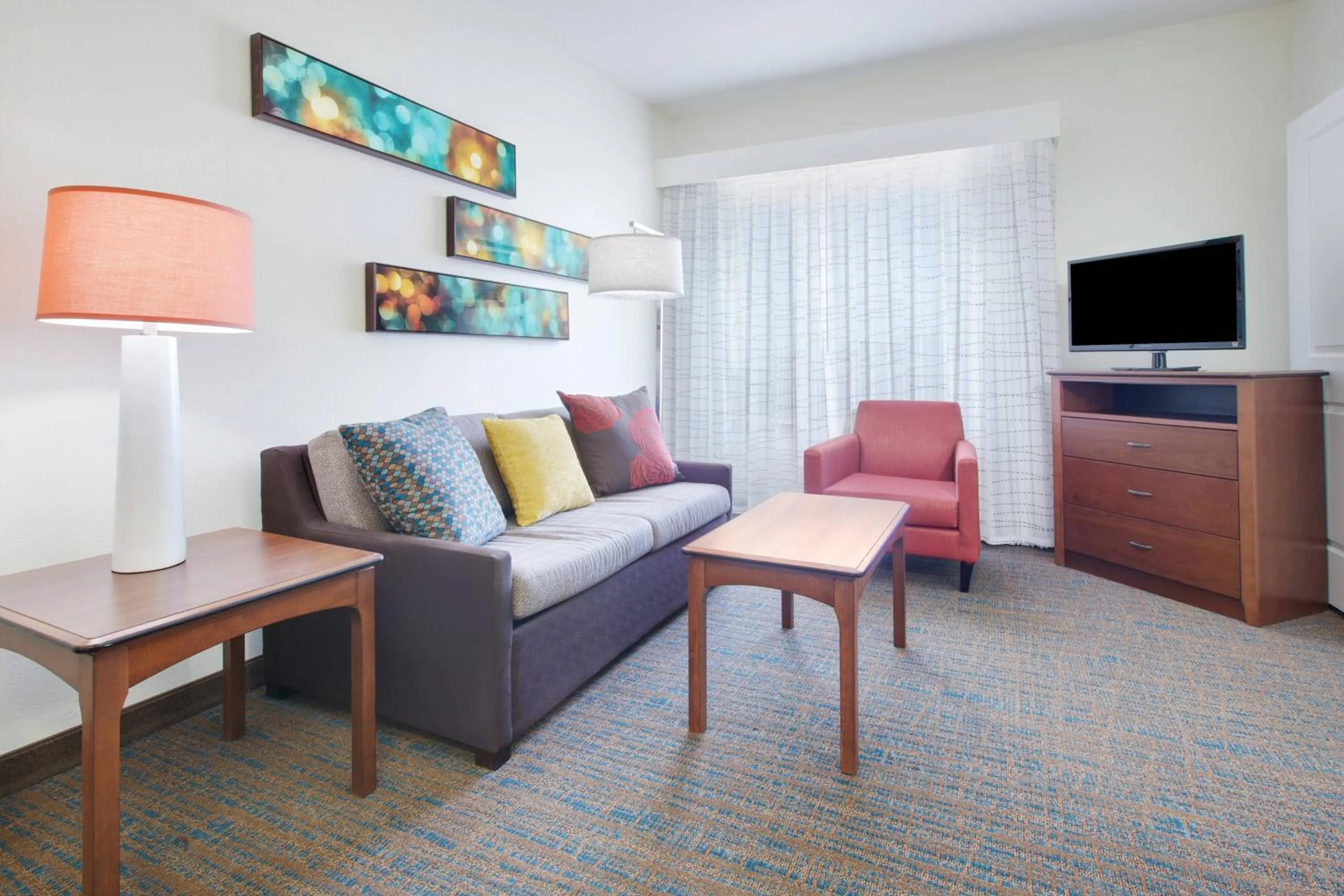 Living room in Residence Inn Midland