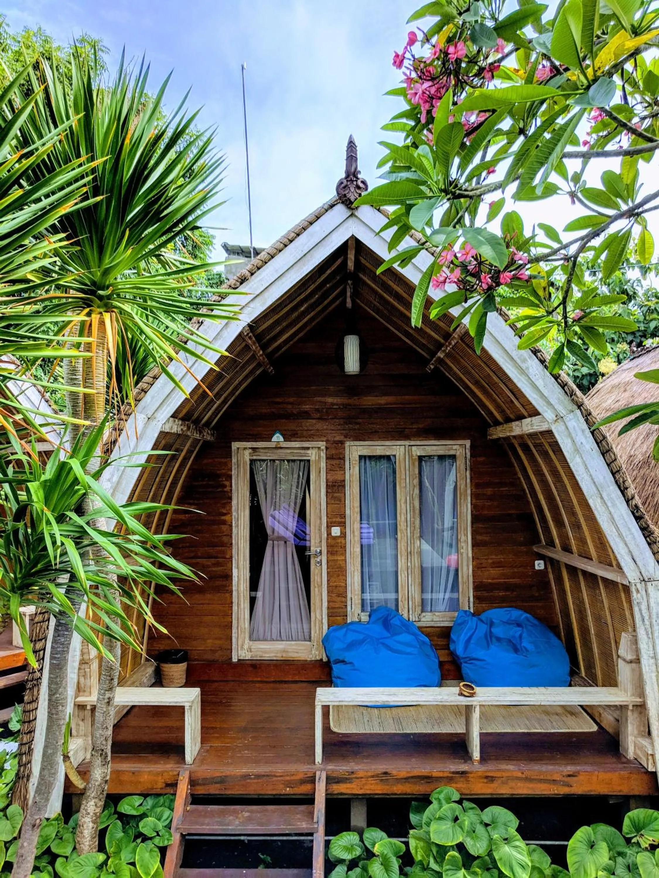 Patio in Paradesa Villa