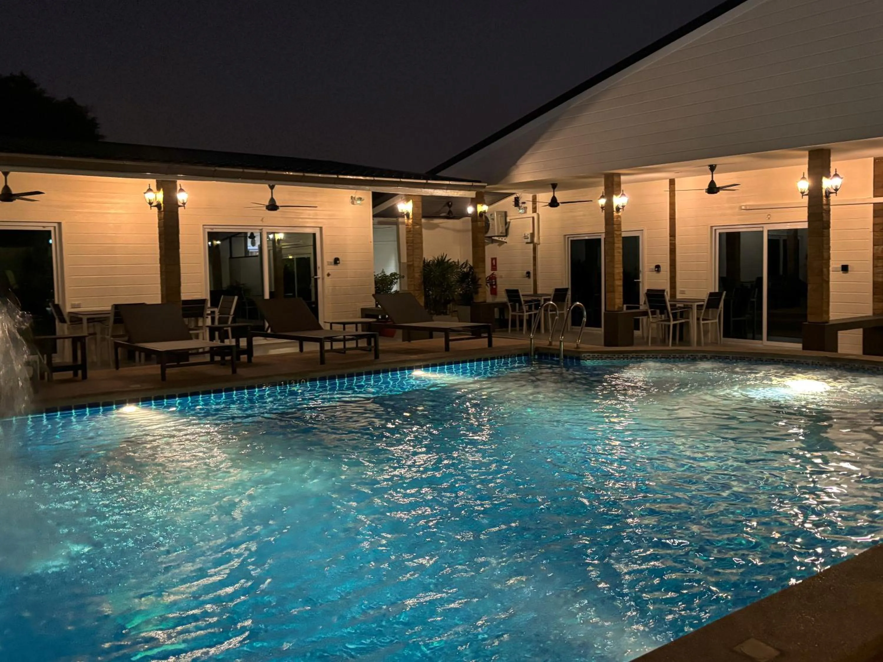 Property building in Mangoes Pattaya