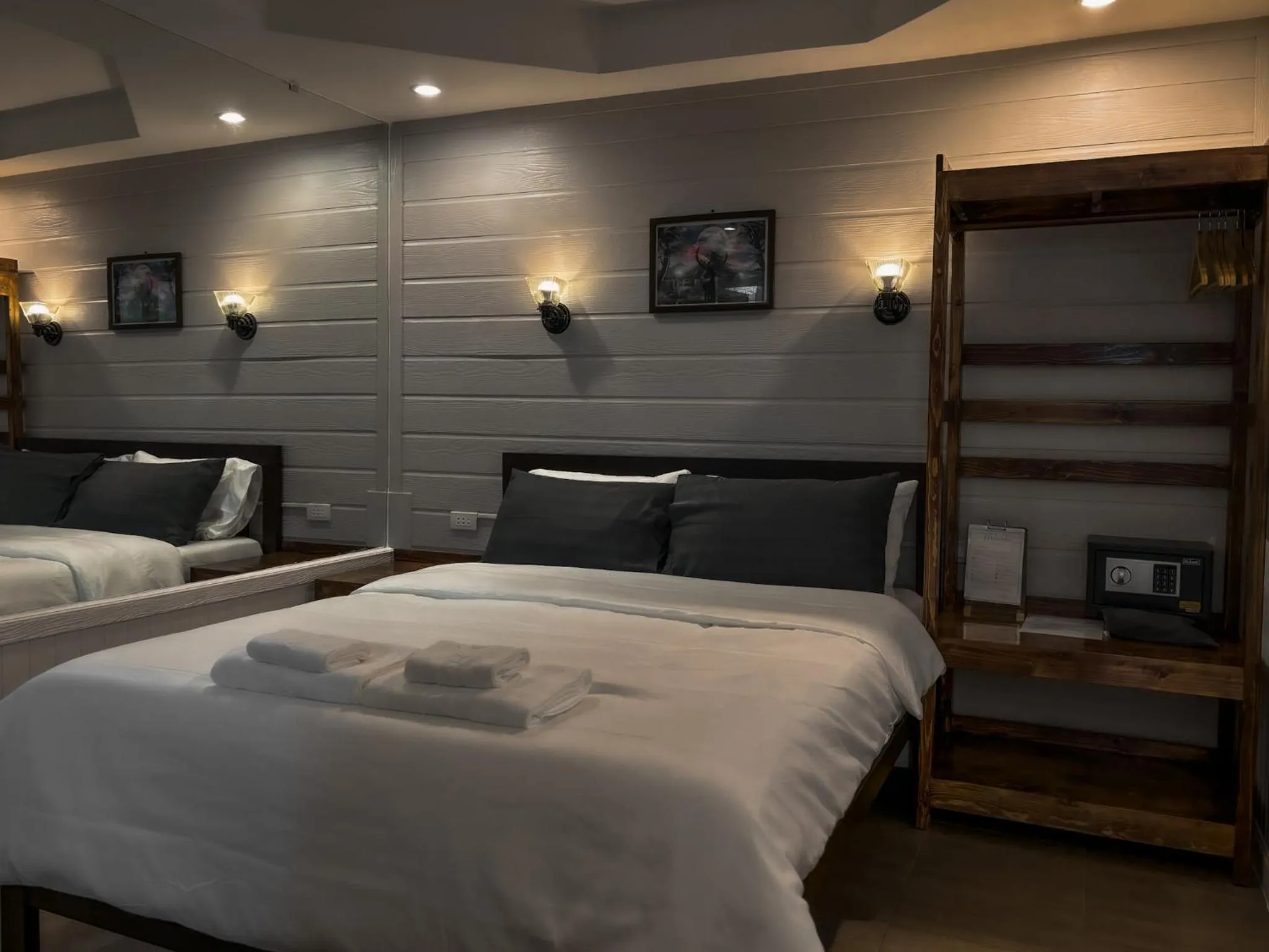 Bed in Mangoes Pattaya