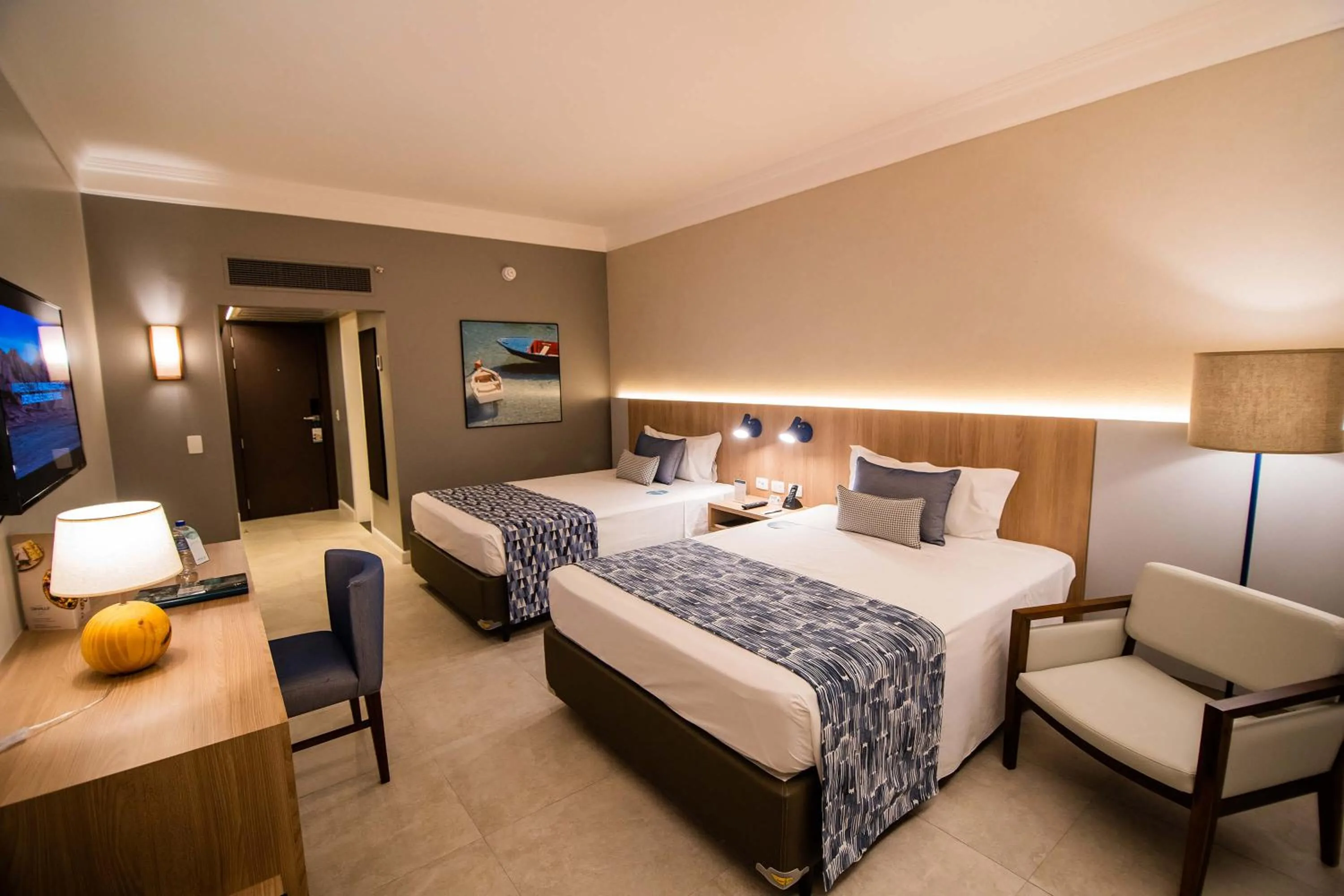 Bed in Hotel Deville Prime Salvador