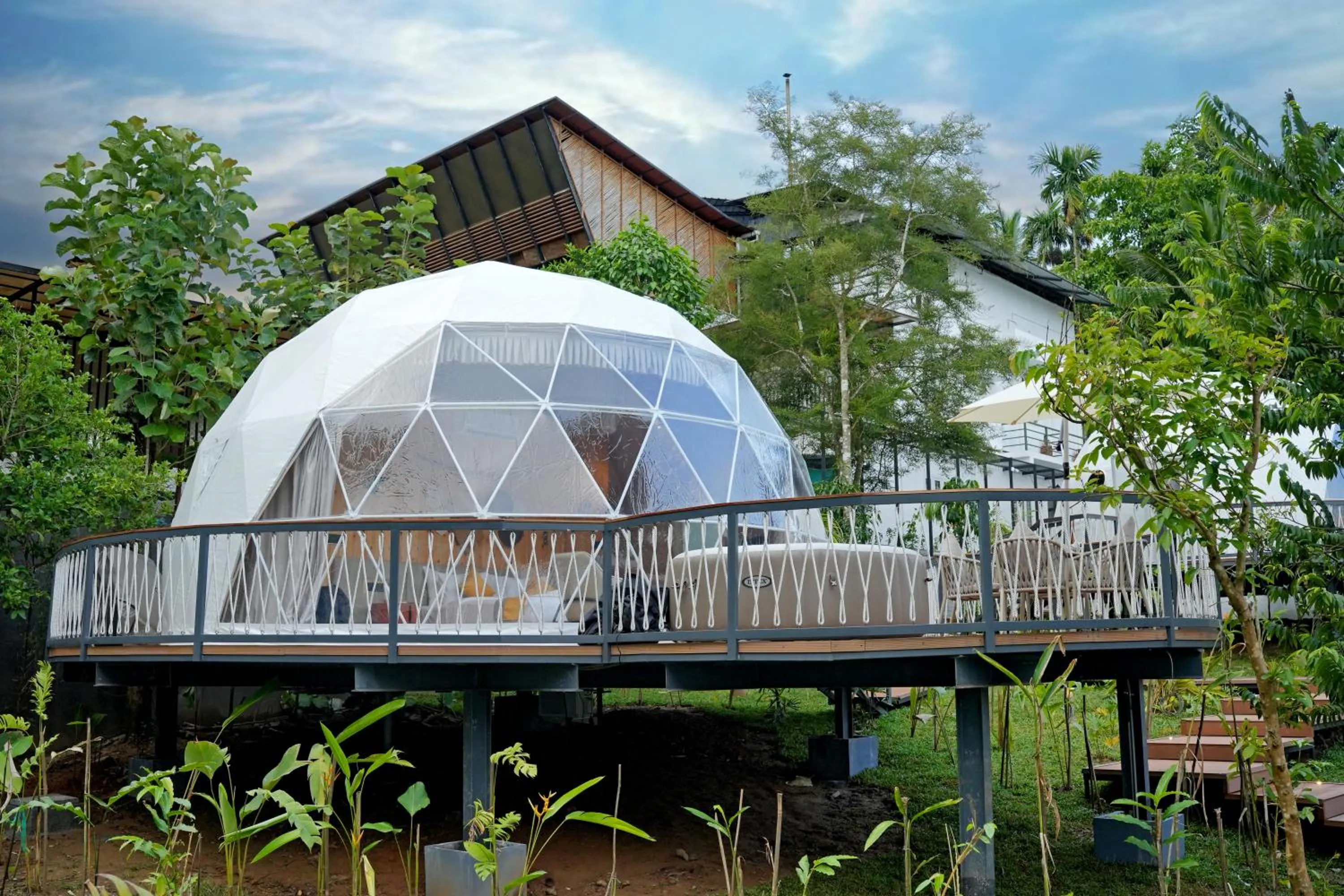 Property building in Le Villagio Resort & Domes