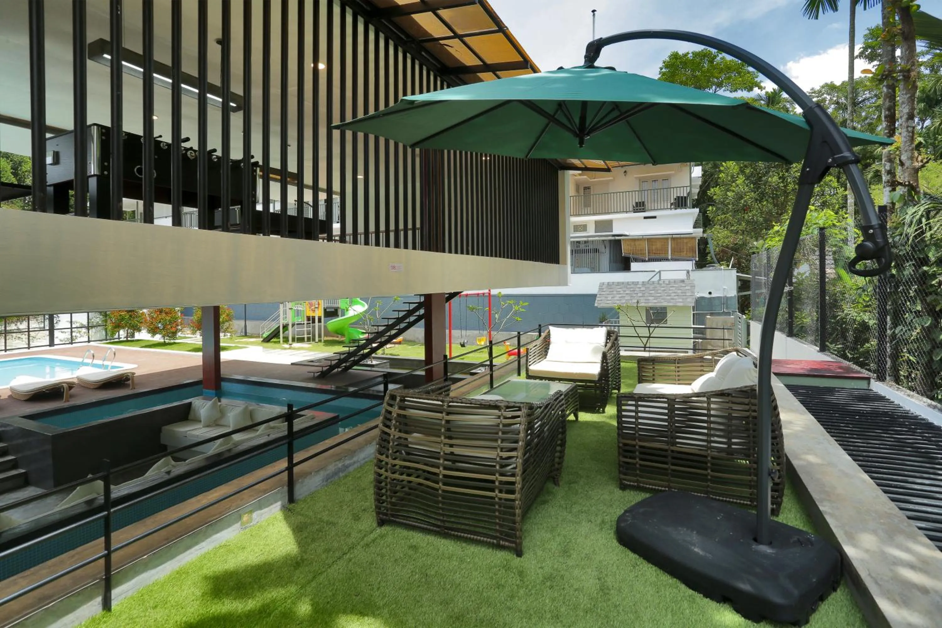 Patio in Le Villagio Resort & Domes