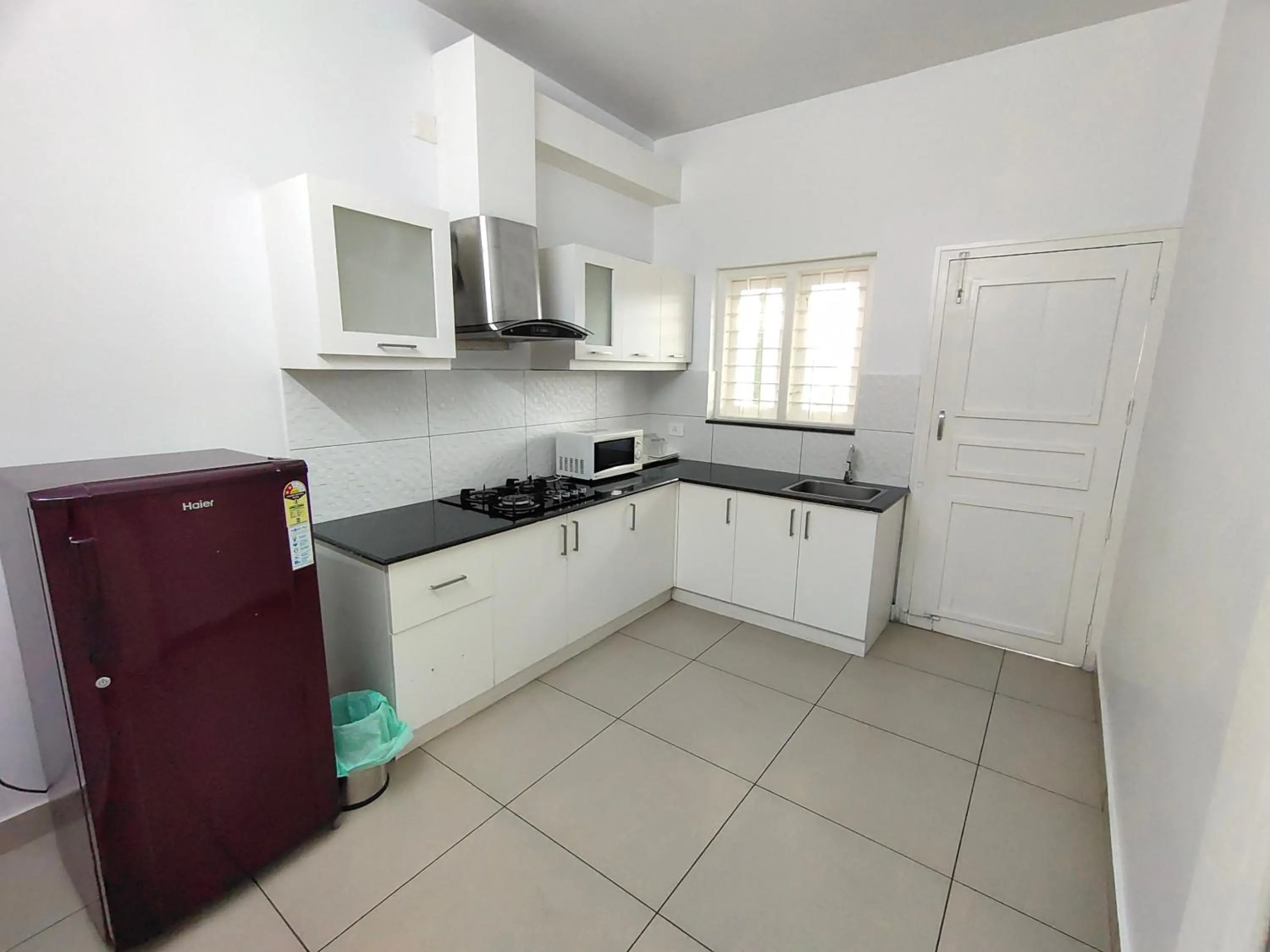 kitchen in Le Villagio Resort & Domes