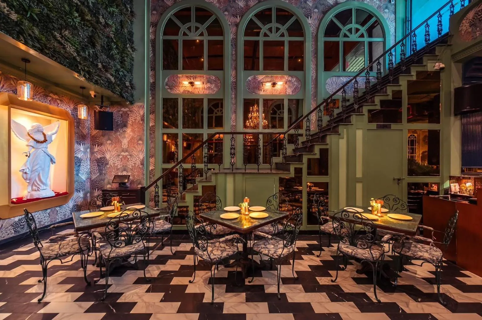 Connaught Royale Delhi