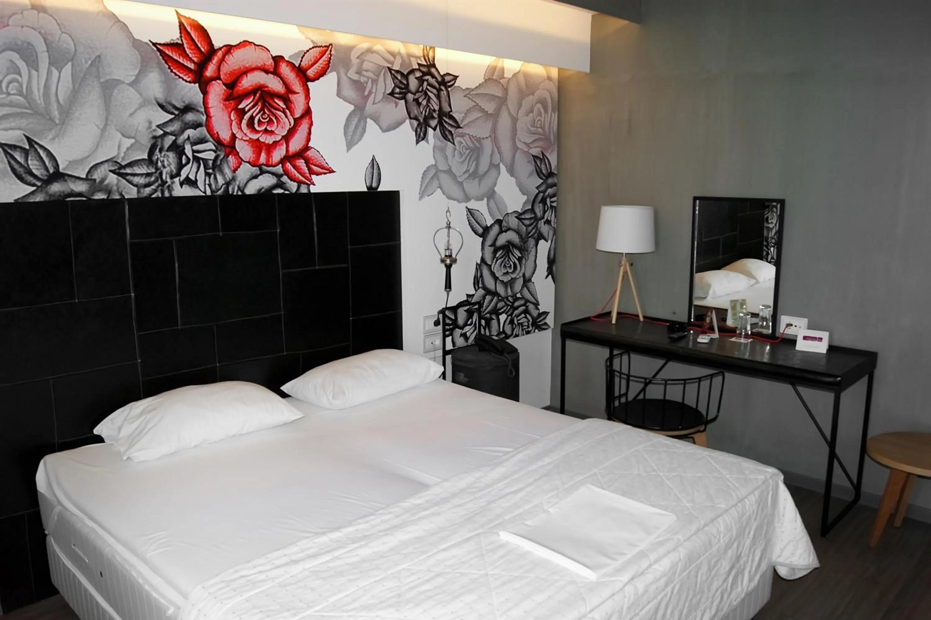 Photo of the whole room, Bed in Adonis City Hotel