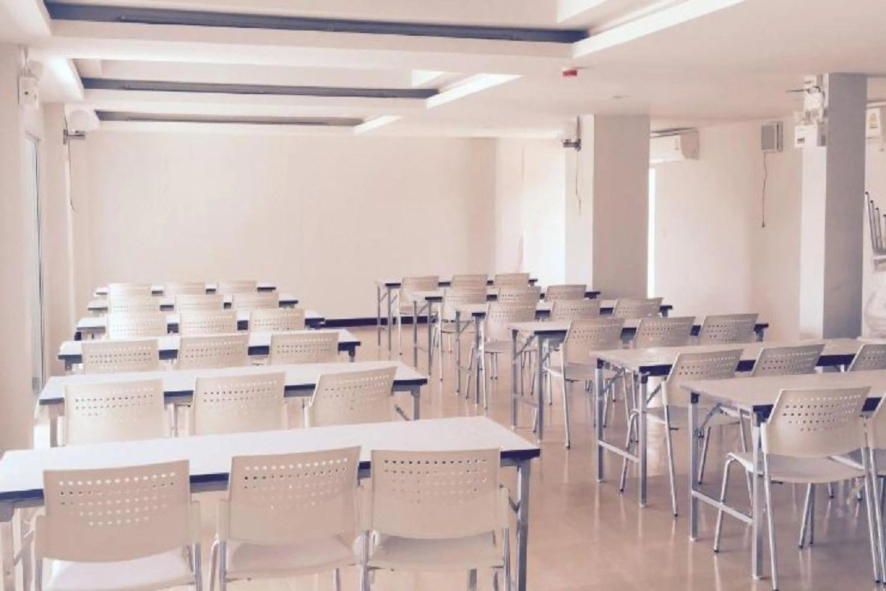 Meeting/conference room in Eurotel Hotel SHA