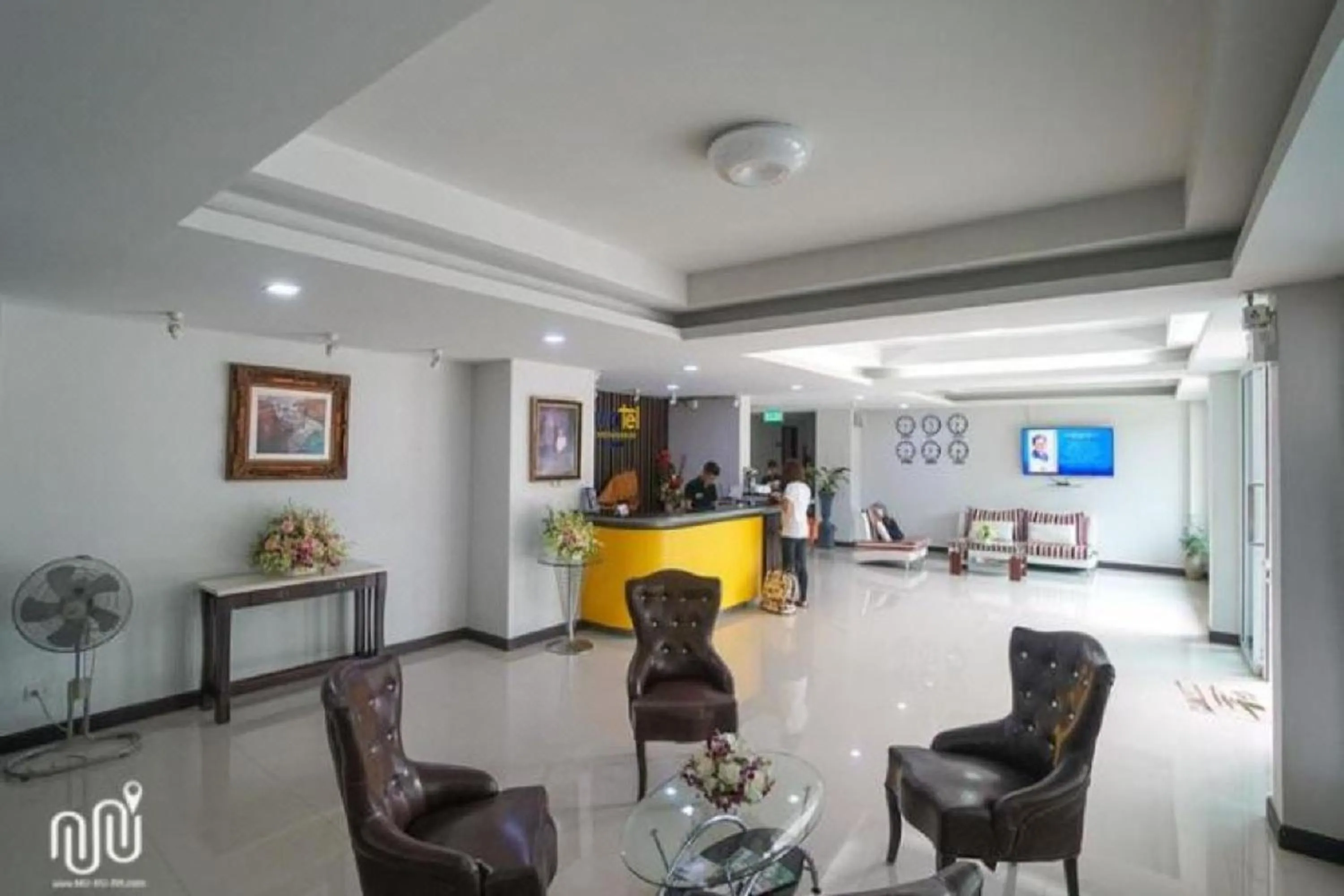 Lobby or reception in Eurotel Hotel SHA