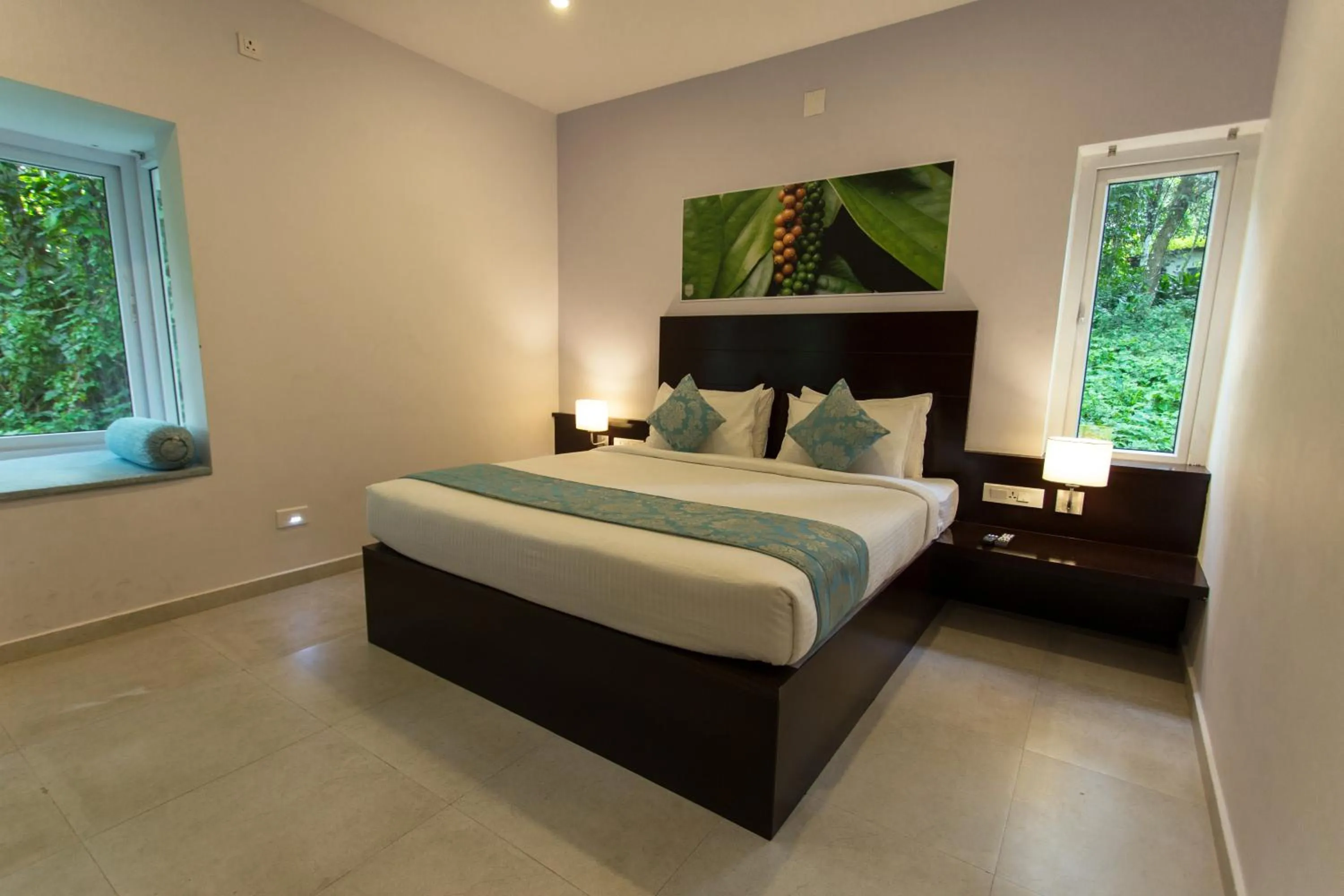 Bedroom, Bed in Crayons Guest House Munnar