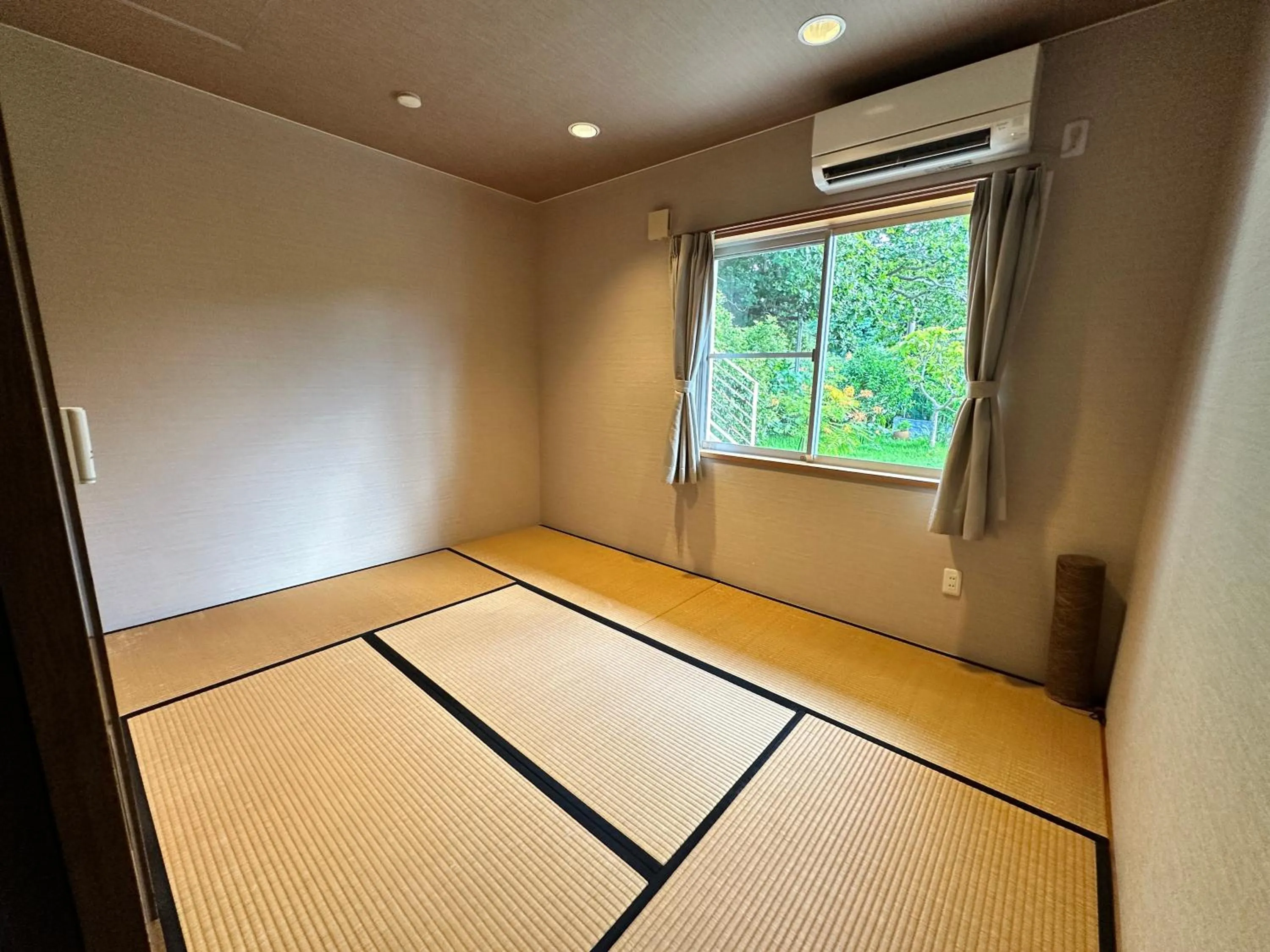 Bedroom in Arimabaru Beach Resort