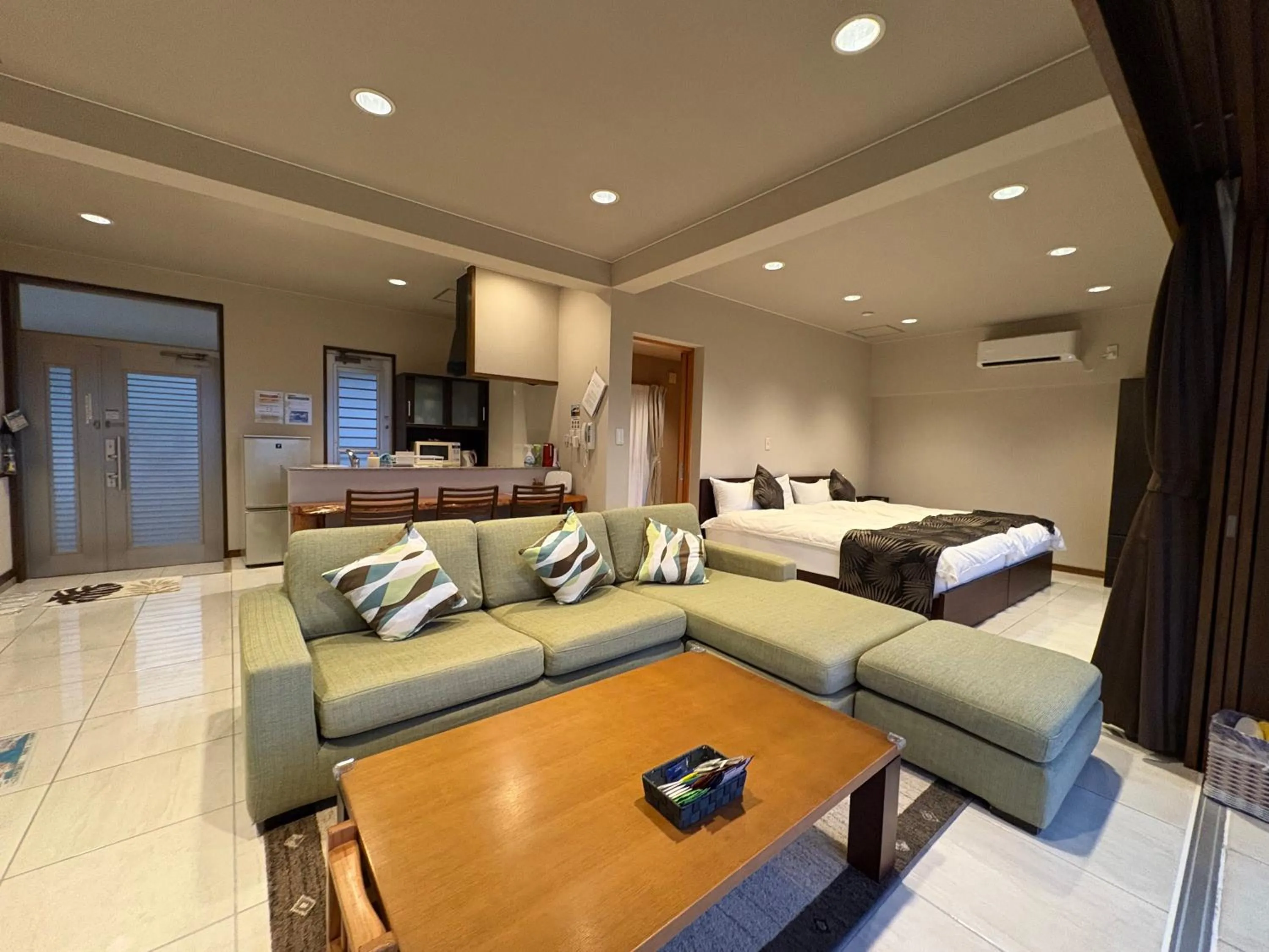 Bed in Arimabaru Beach Resort