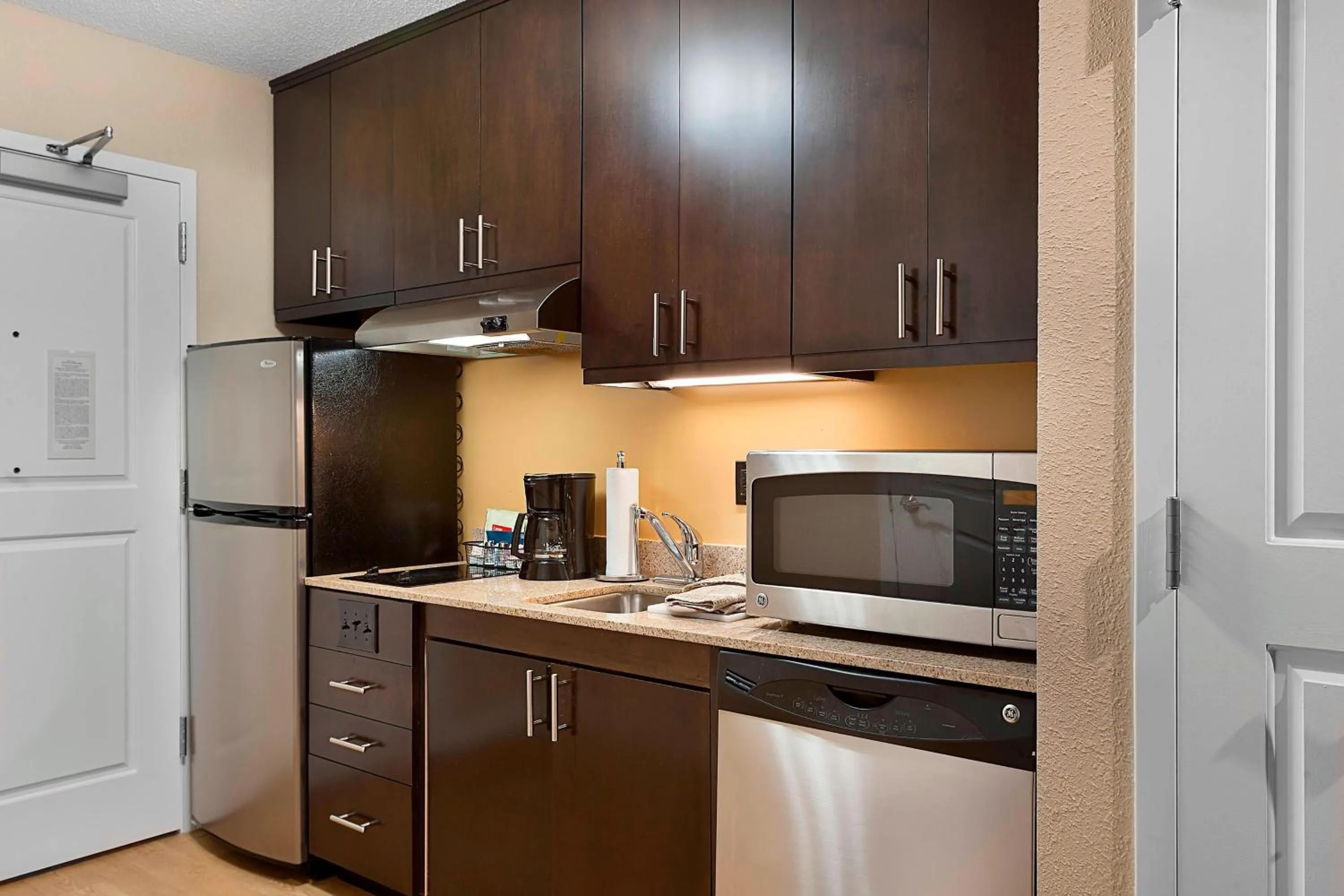 Kitchen or kitchenette in TownePlace Suites by Marriott Rock Hill