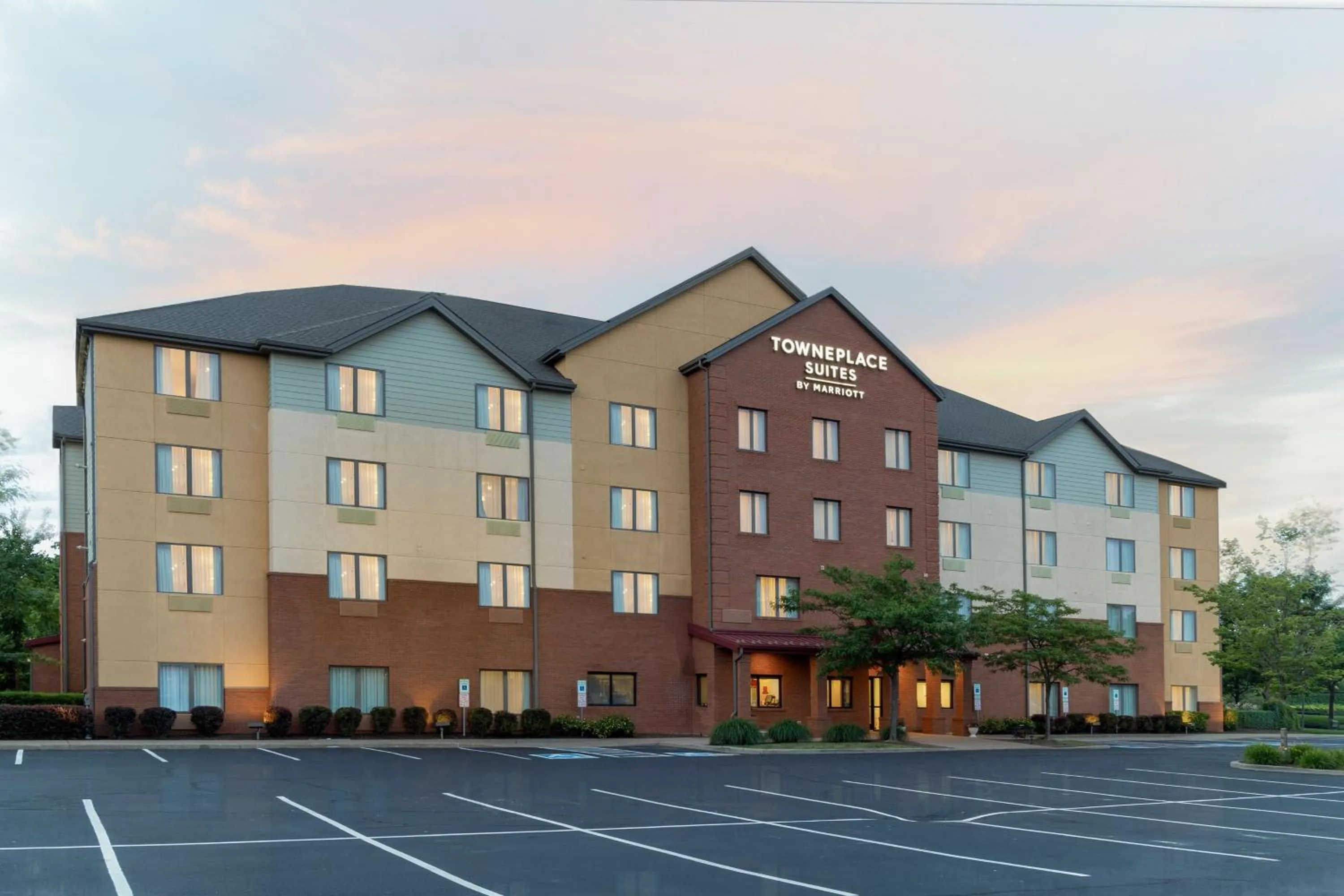 Property building in TownePlace Suites by Marriott Erie