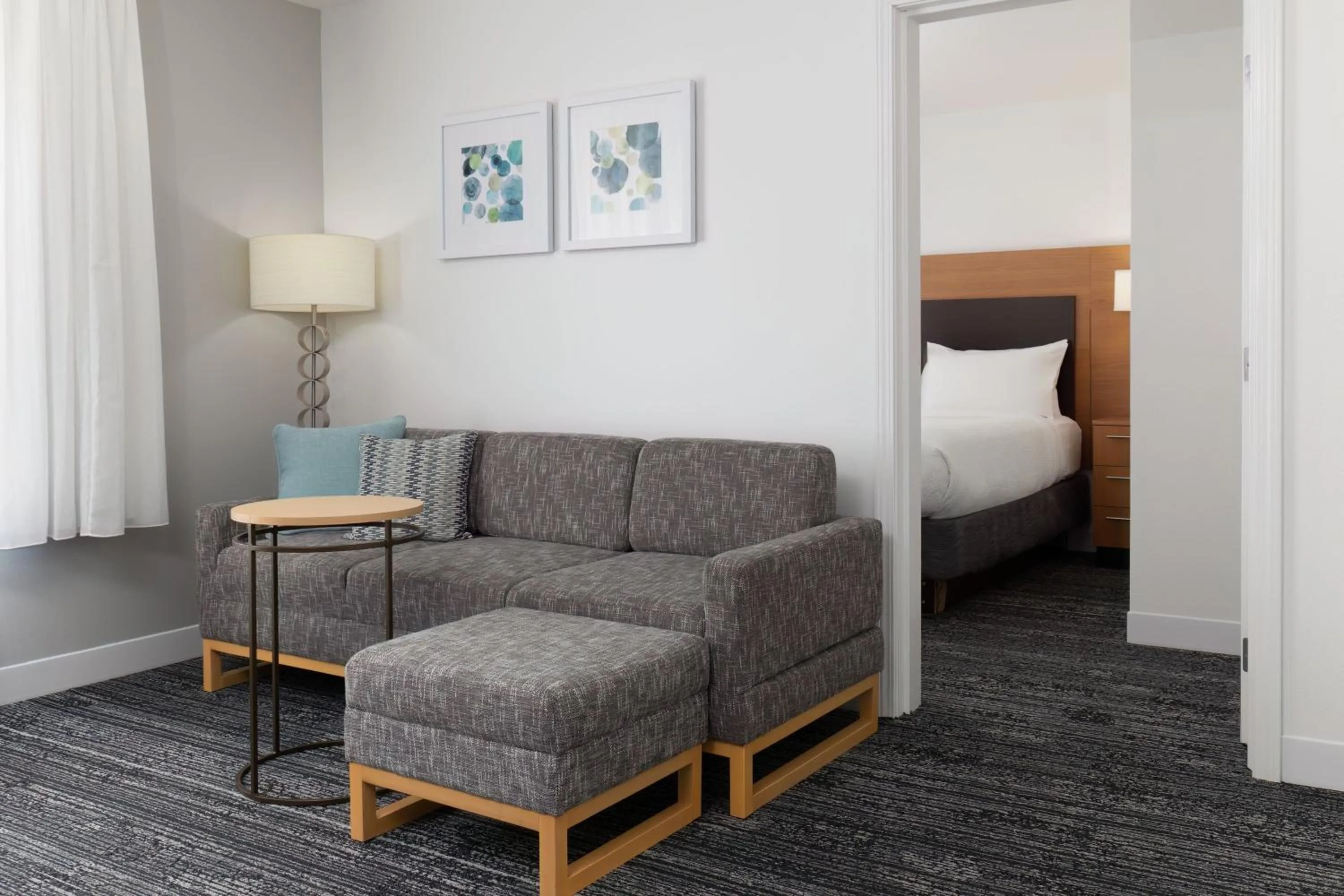 Bedroom, Bed in TownePlace Suites by Marriott Erie