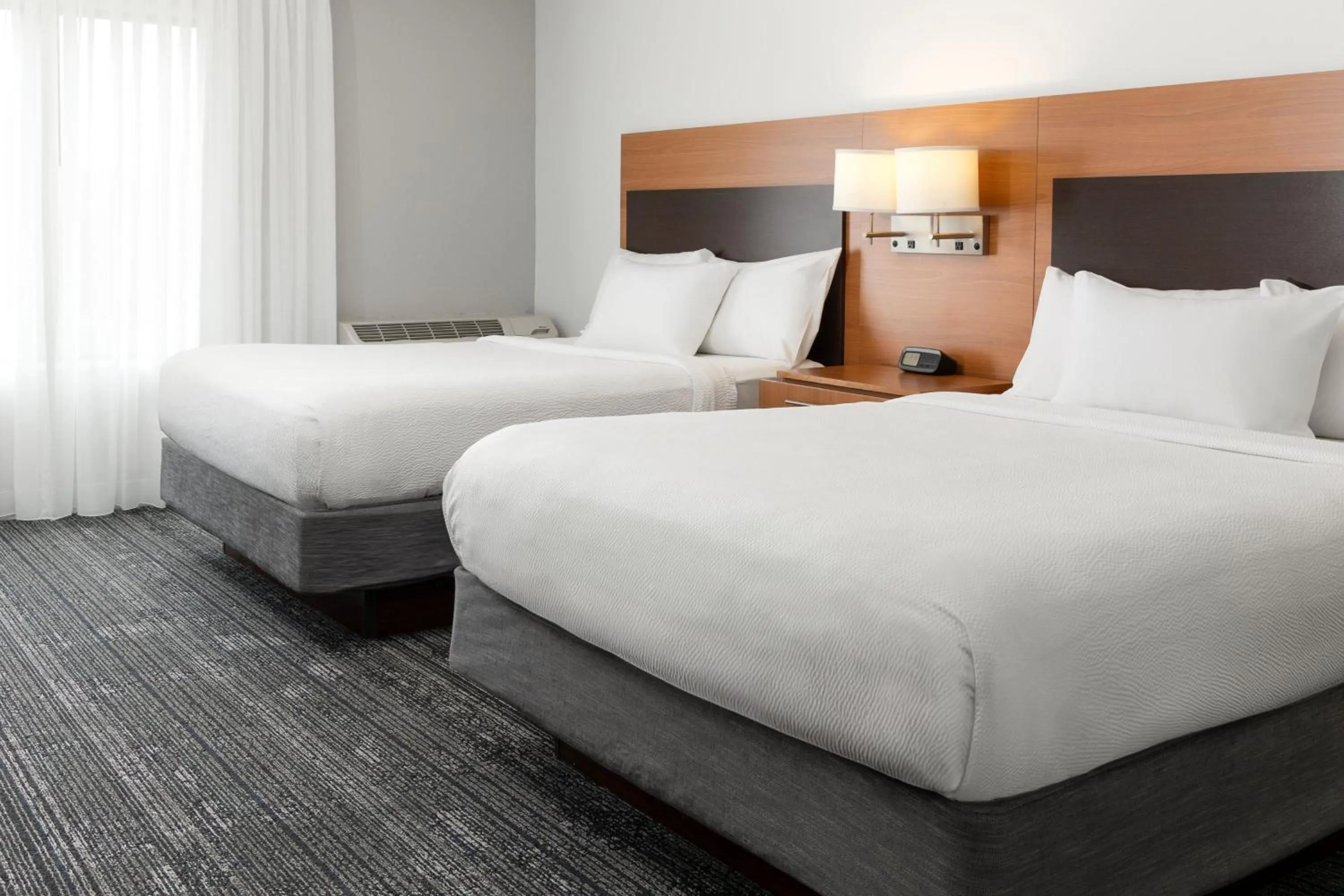 Bedroom, Bed in TownePlace Suites by Marriott Erie