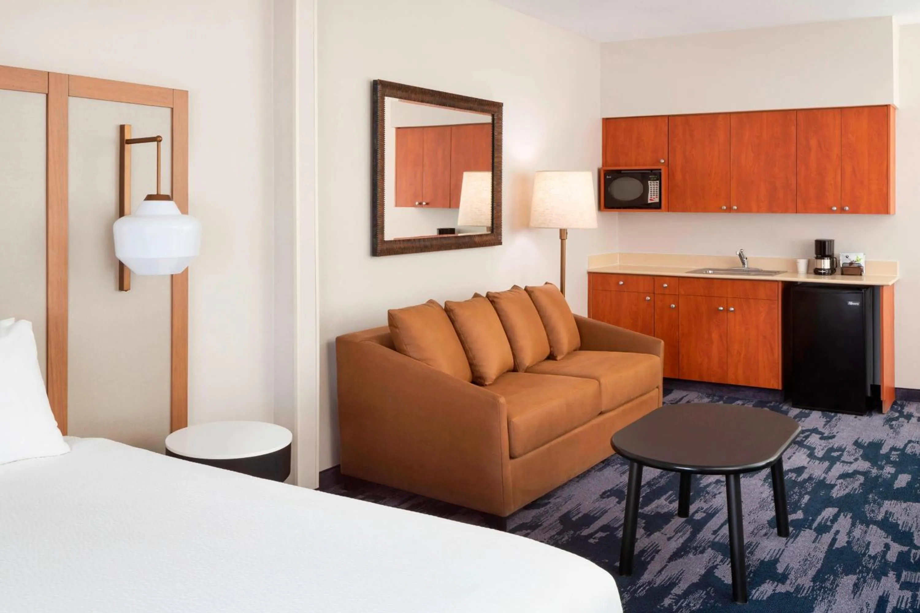 Bedroom, Bed in Fairfield Inn and Suites by Marriott Napa American Canyon