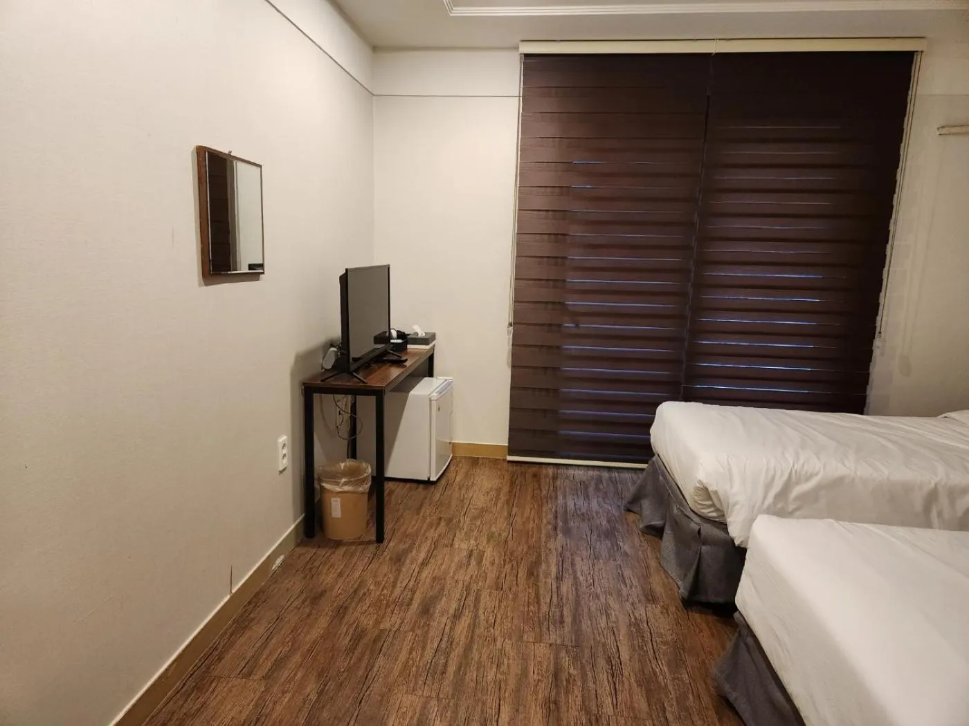 TV and multimedia, Bed in Navis Hotel