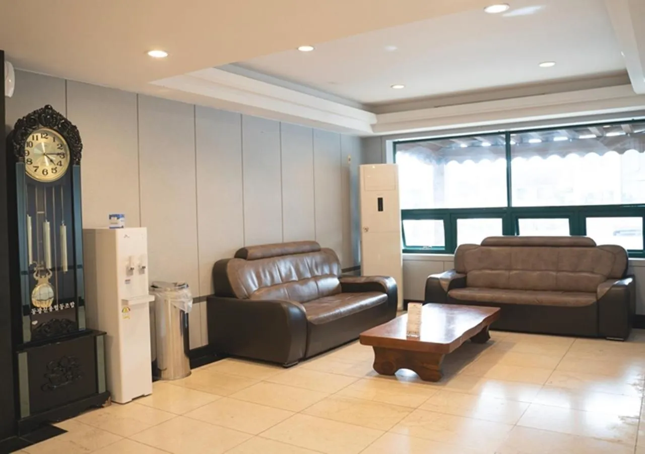 Lobby or reception in Navis Hotel